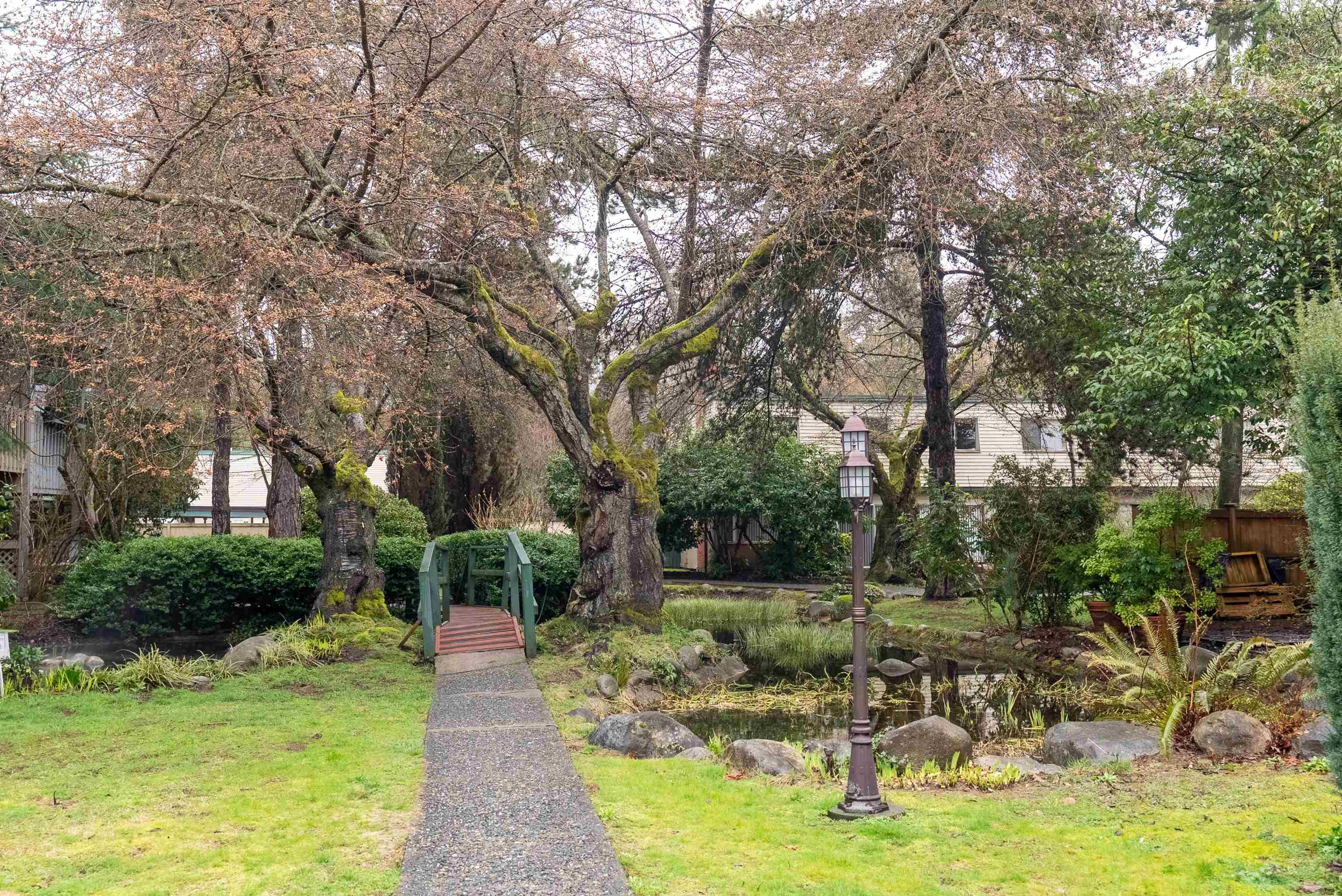 Listing image of 854 WESTVIEW CRESCENT