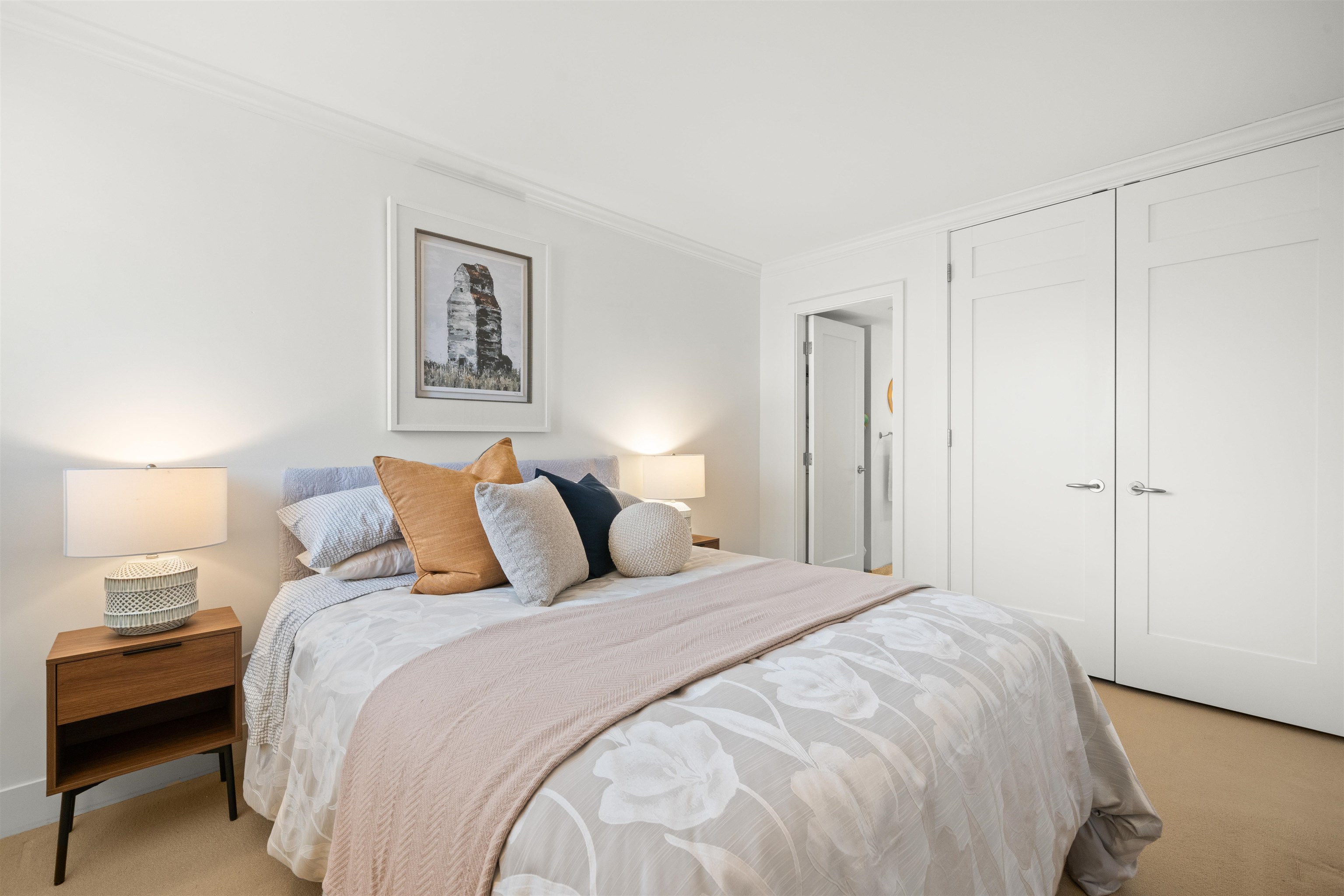 Listing image of 402 555 13TH STREET