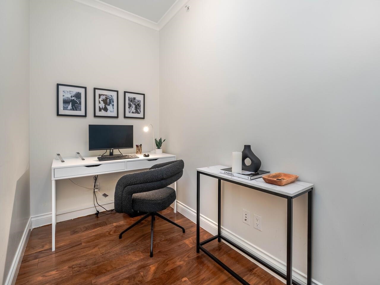 Listing image of 604 185 VICTORY SHIP WAY
