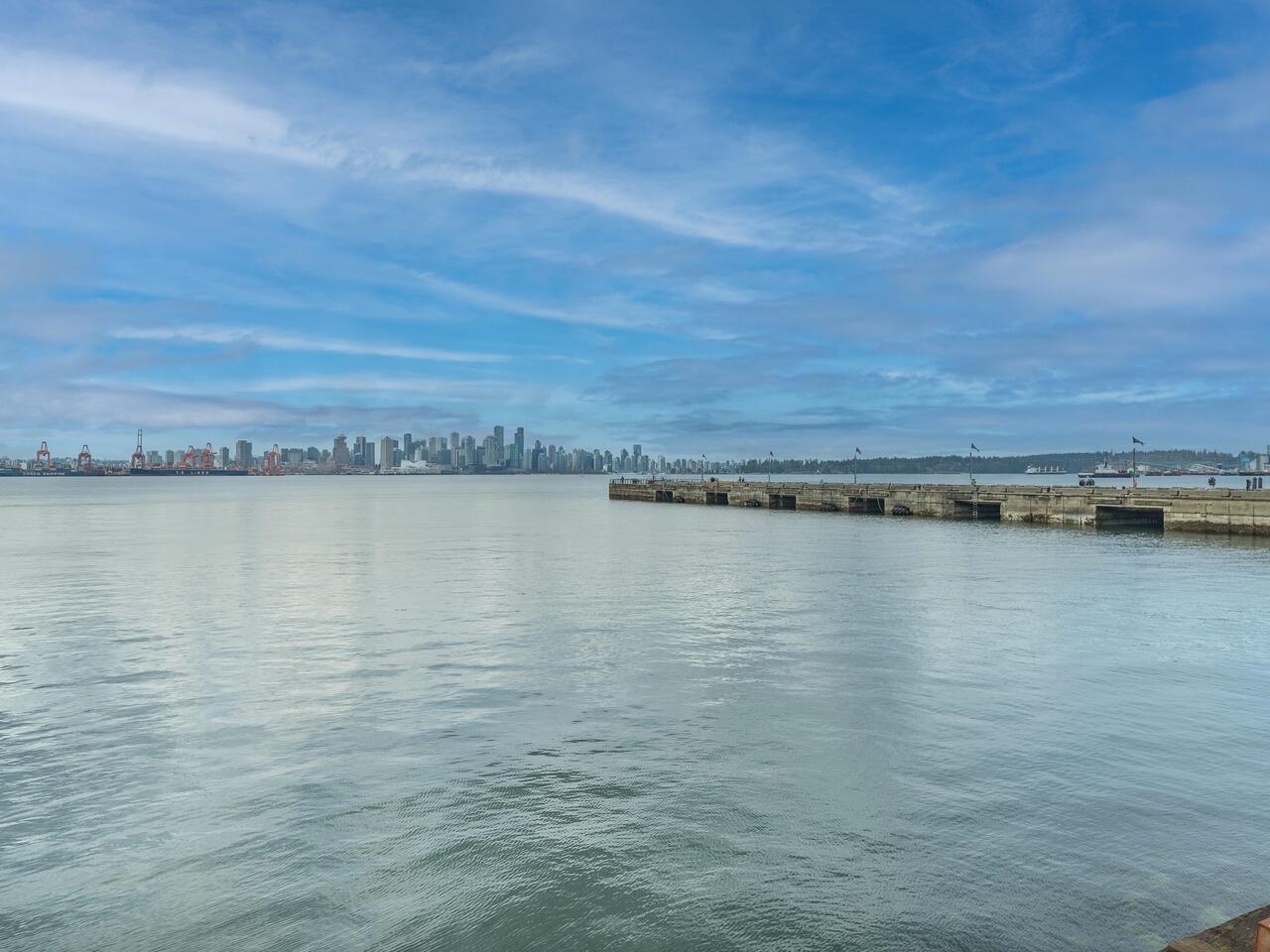 Listing image of 604 185 VICTORY SHIP WAY