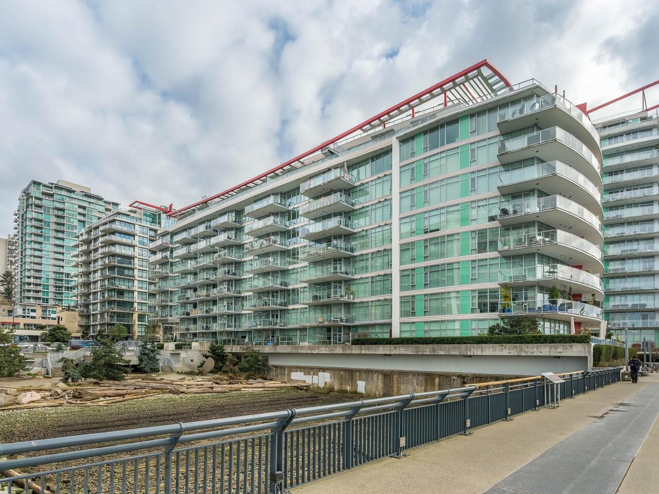 Listing image of 604 185 VICTORY SHIP WAY