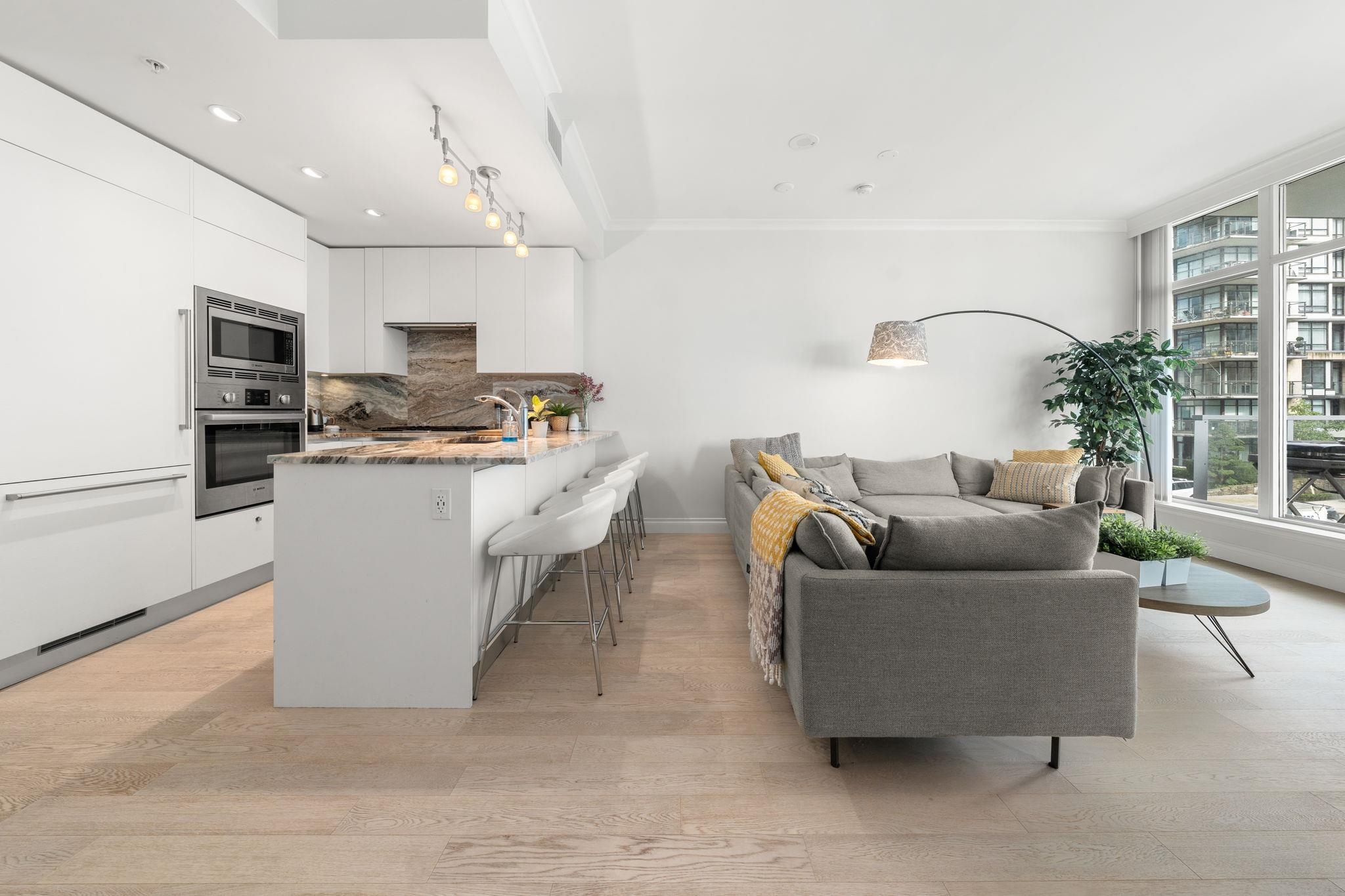 Listing image of 313 175 VICTORY SHIP WAY