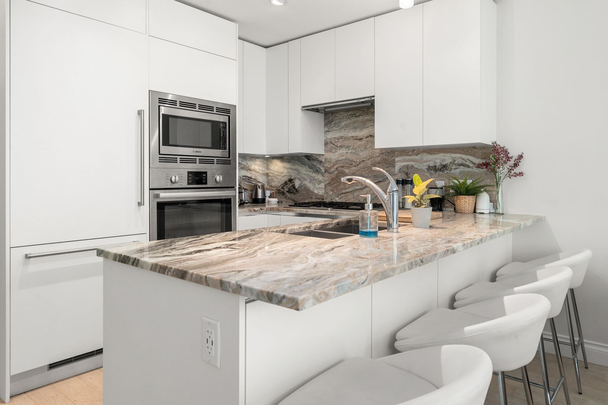 Listing image of 313 175 VICTORY SHIP WAY