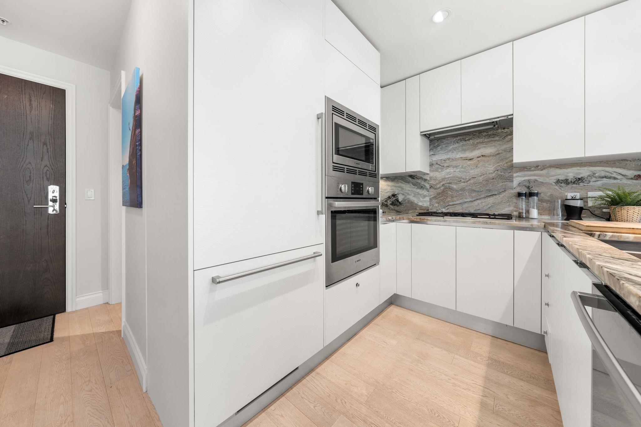 Listing image of 313 175 VICTORY SHIP WAY