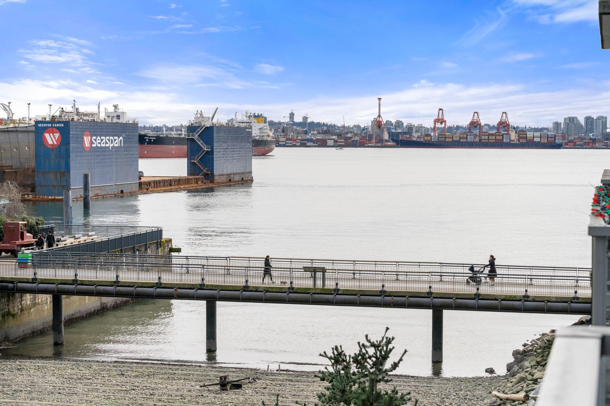 Listing image of 313 175 VICTORY SHIP WAY