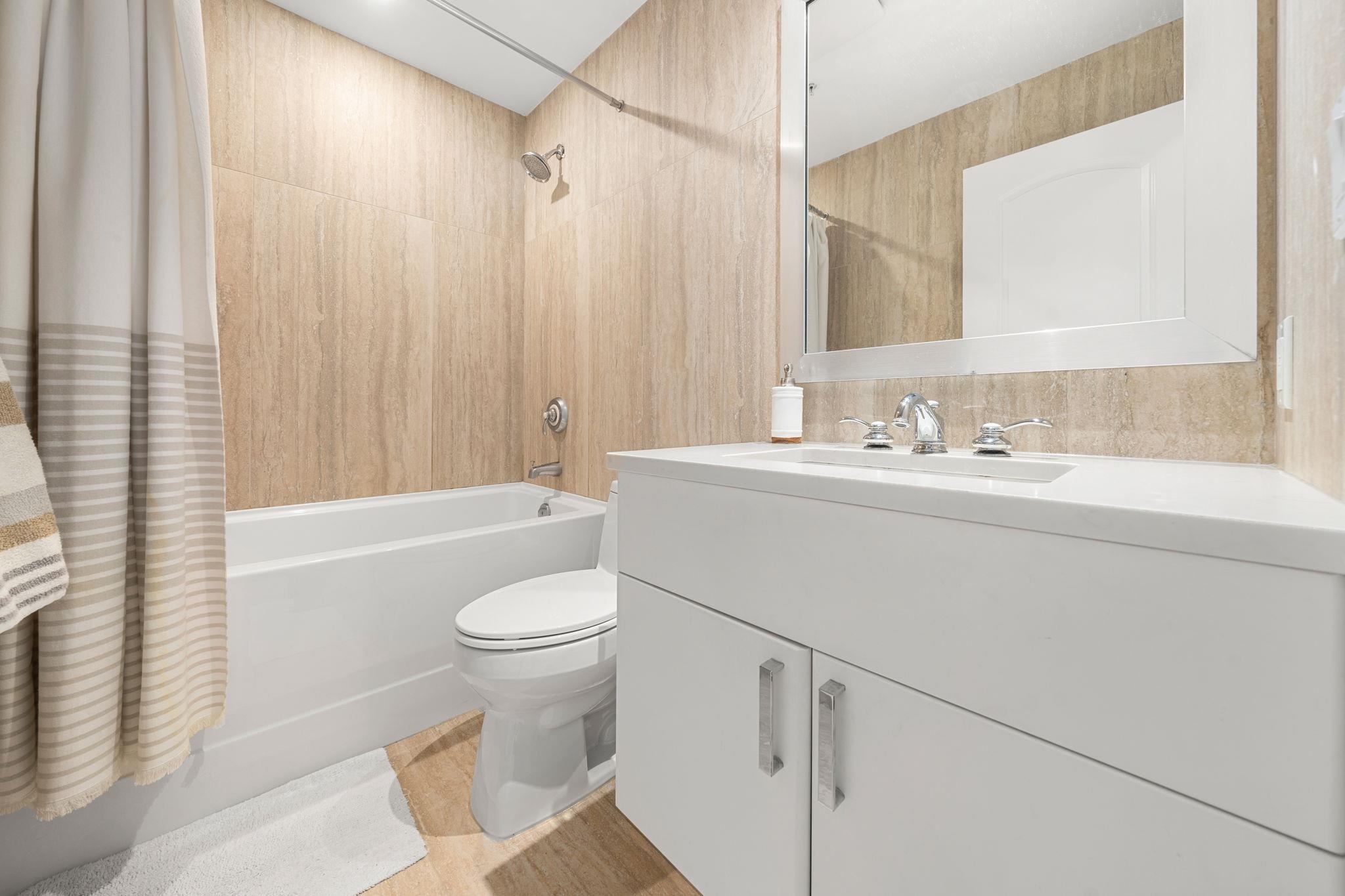 Listing image of 313 175 VICTORY SHIP WAY