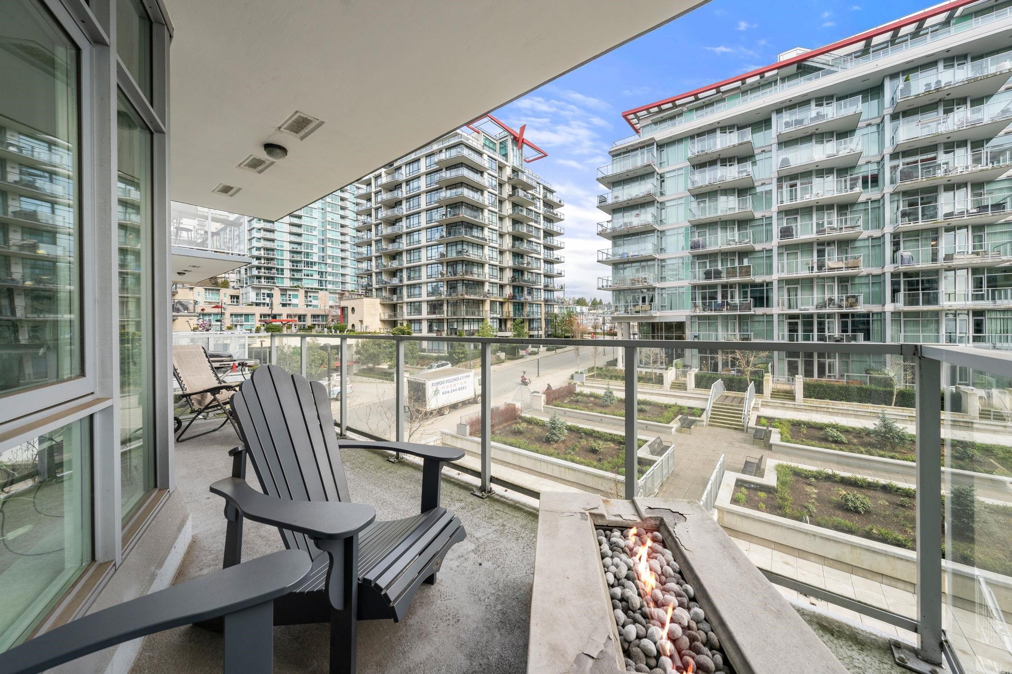 Listing image of 313 175 VICTORY SHIP WAY