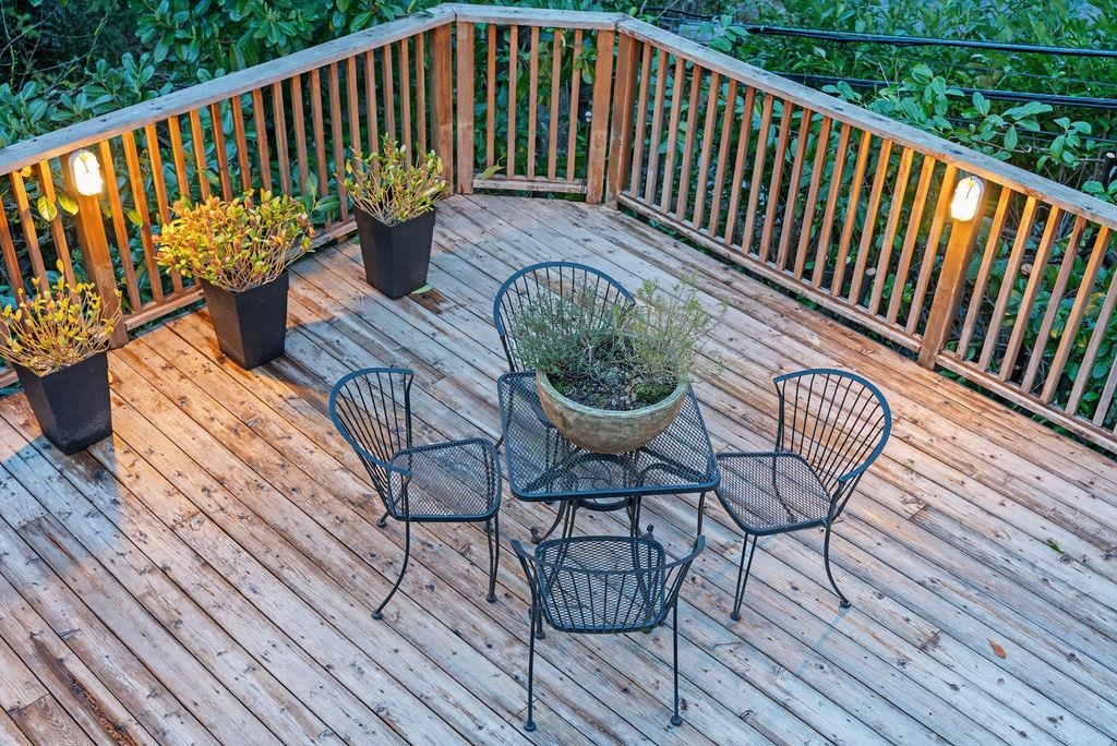 Listing image of 1045 CORTELL STREET