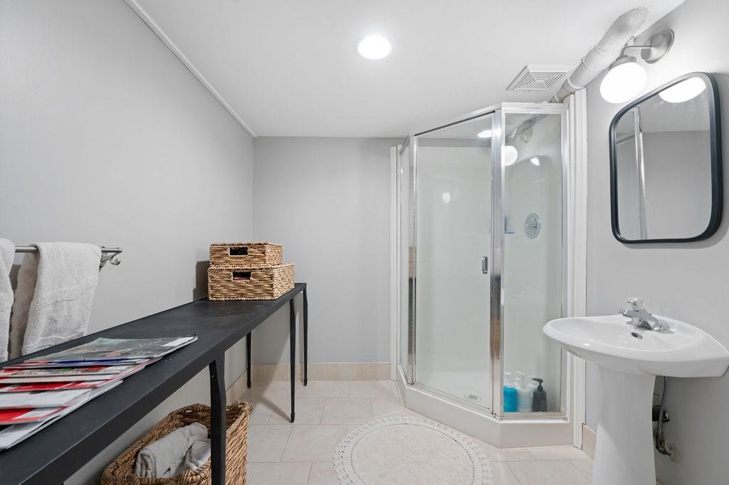 Listing image of 1045 CORTELL STREET