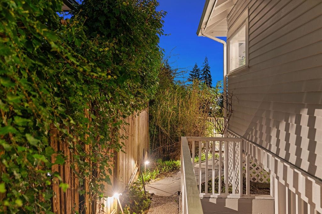 Listing image of 1045 CORTELL STREET