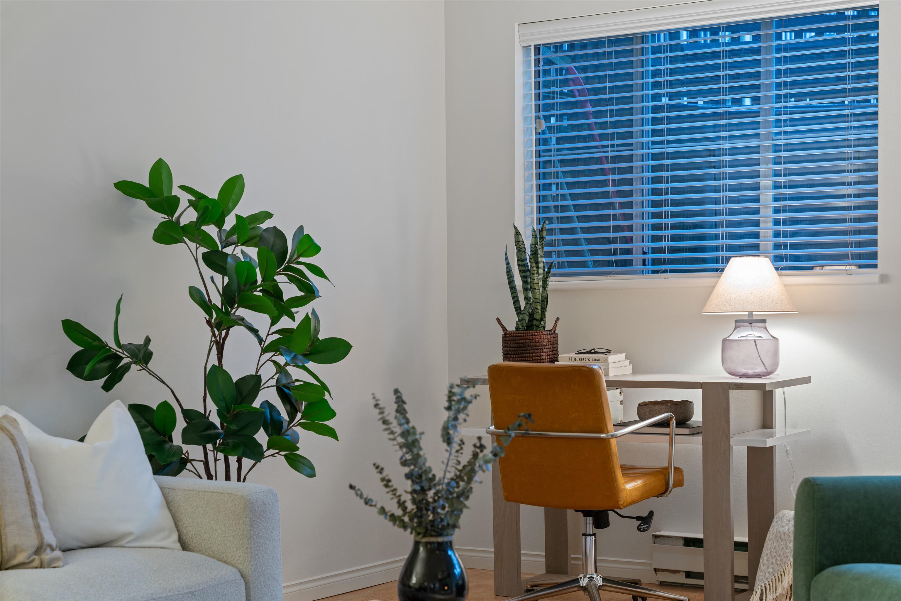 Listing image of 309 1050 BOWRON COURT