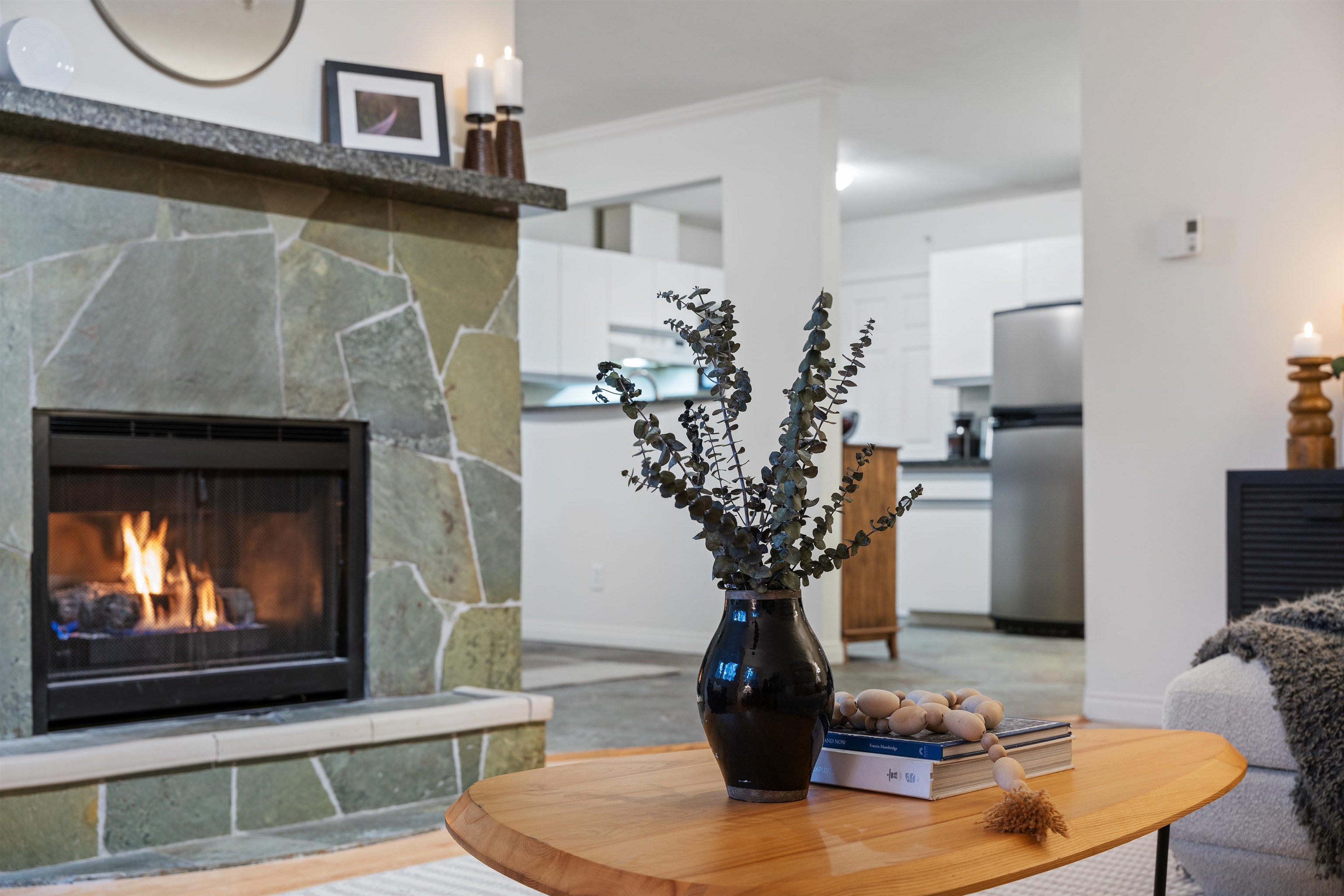 Listing image of 309 1050 BOWRON COURT