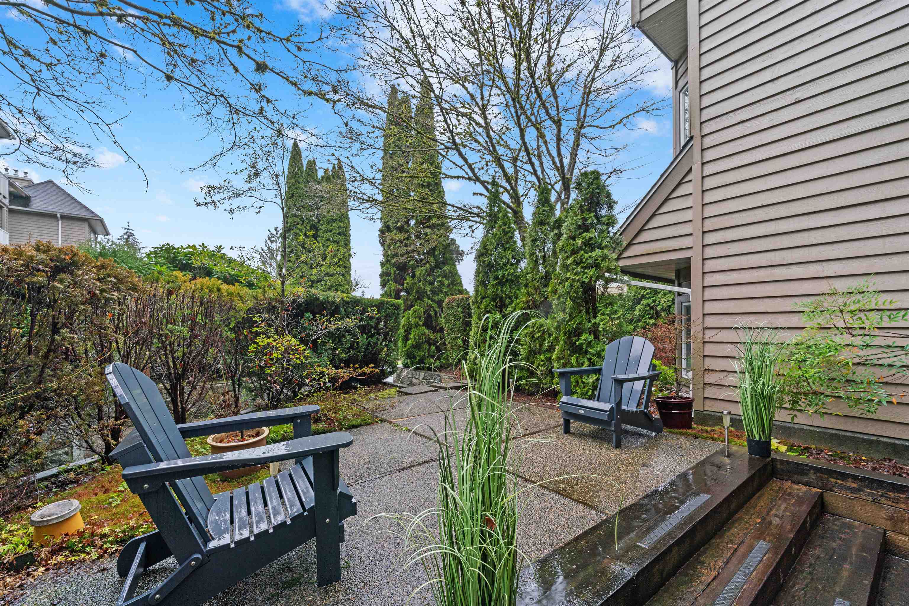 Listing image of 309 1050 BOWRON COURT