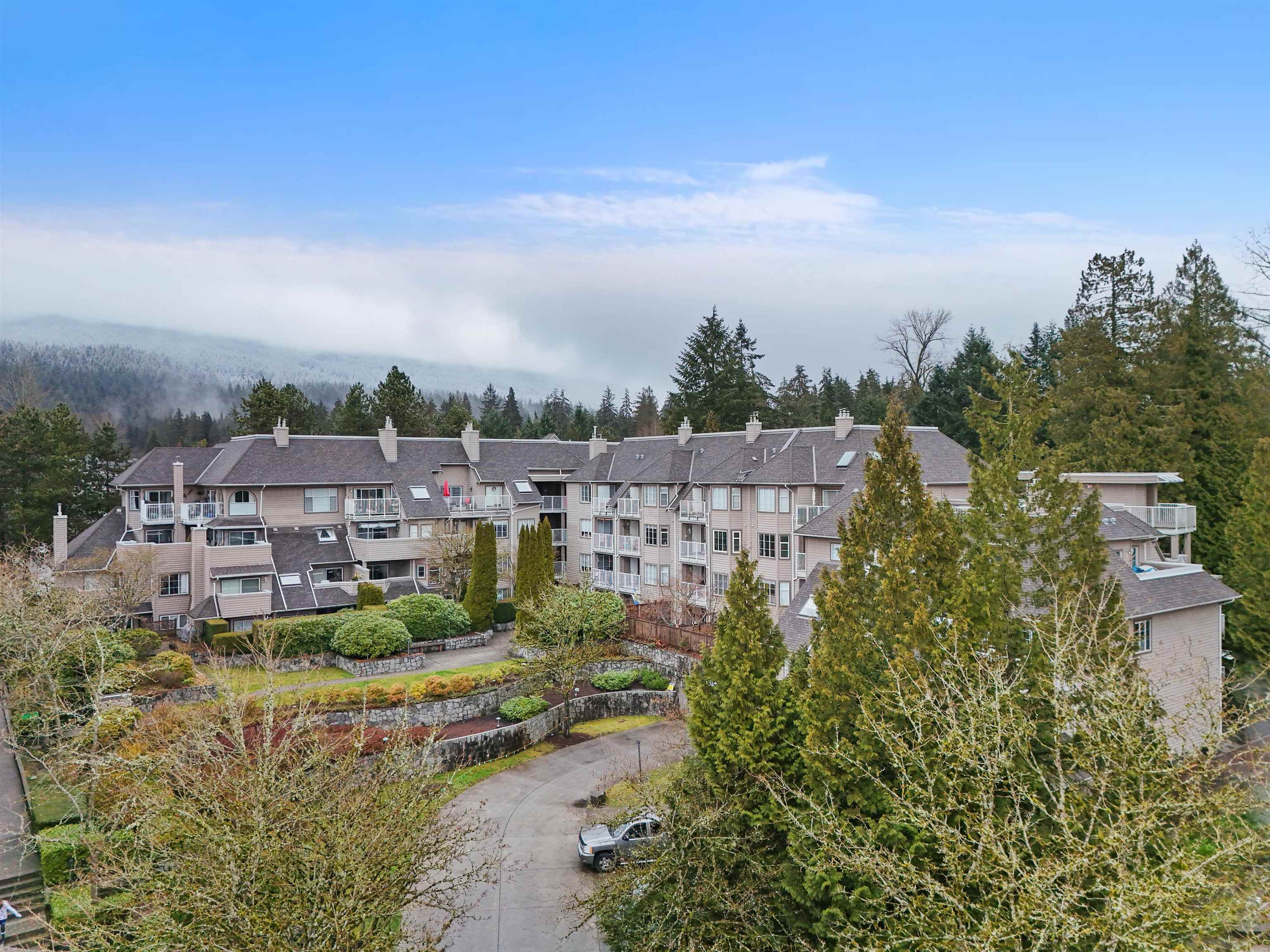 Listing image of 309 1050 BOWRON COURT