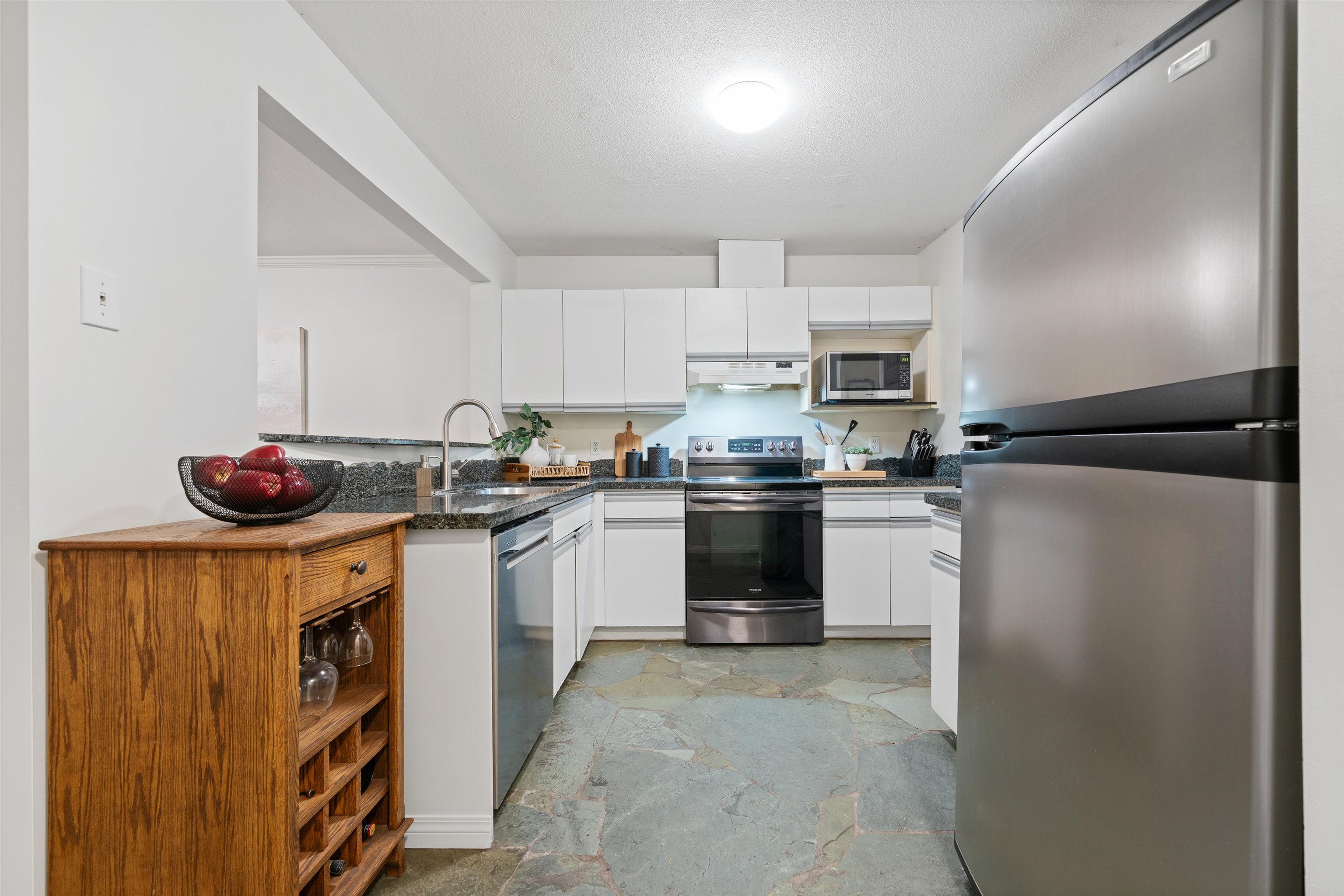 Listing image of 309 1050 BOWRON COURT