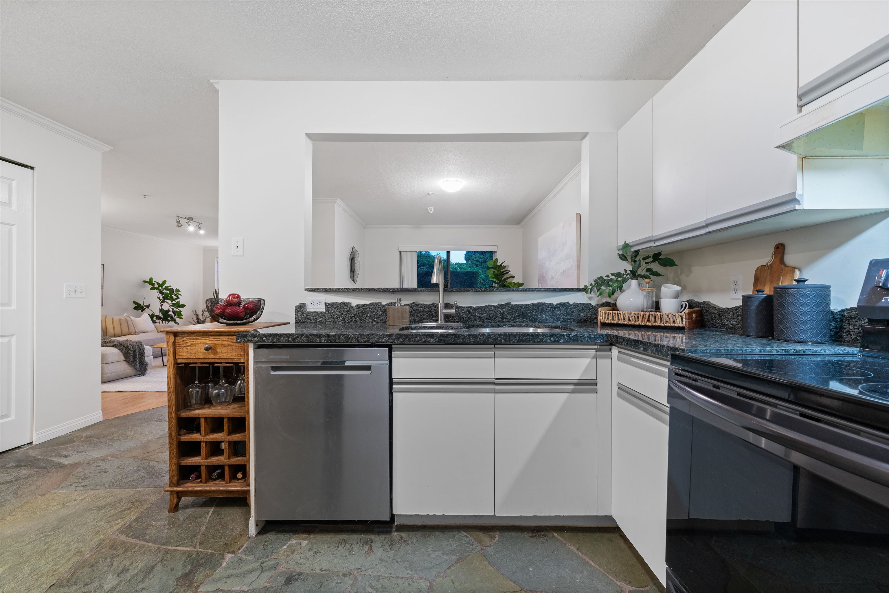 Listing image of 309 1050 BOWRON COURT