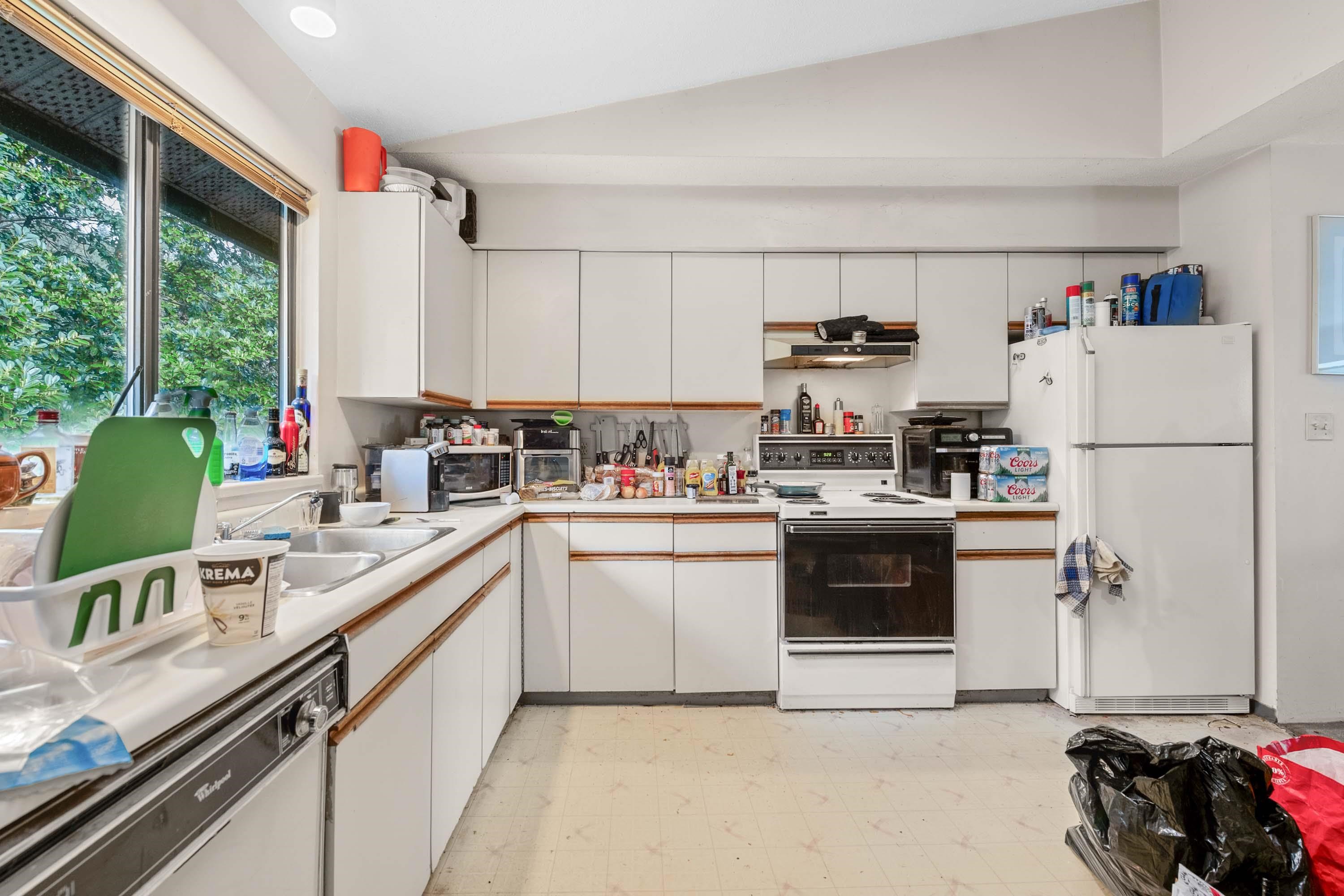 Listing image of 1777 CALEDONIA AVENUE