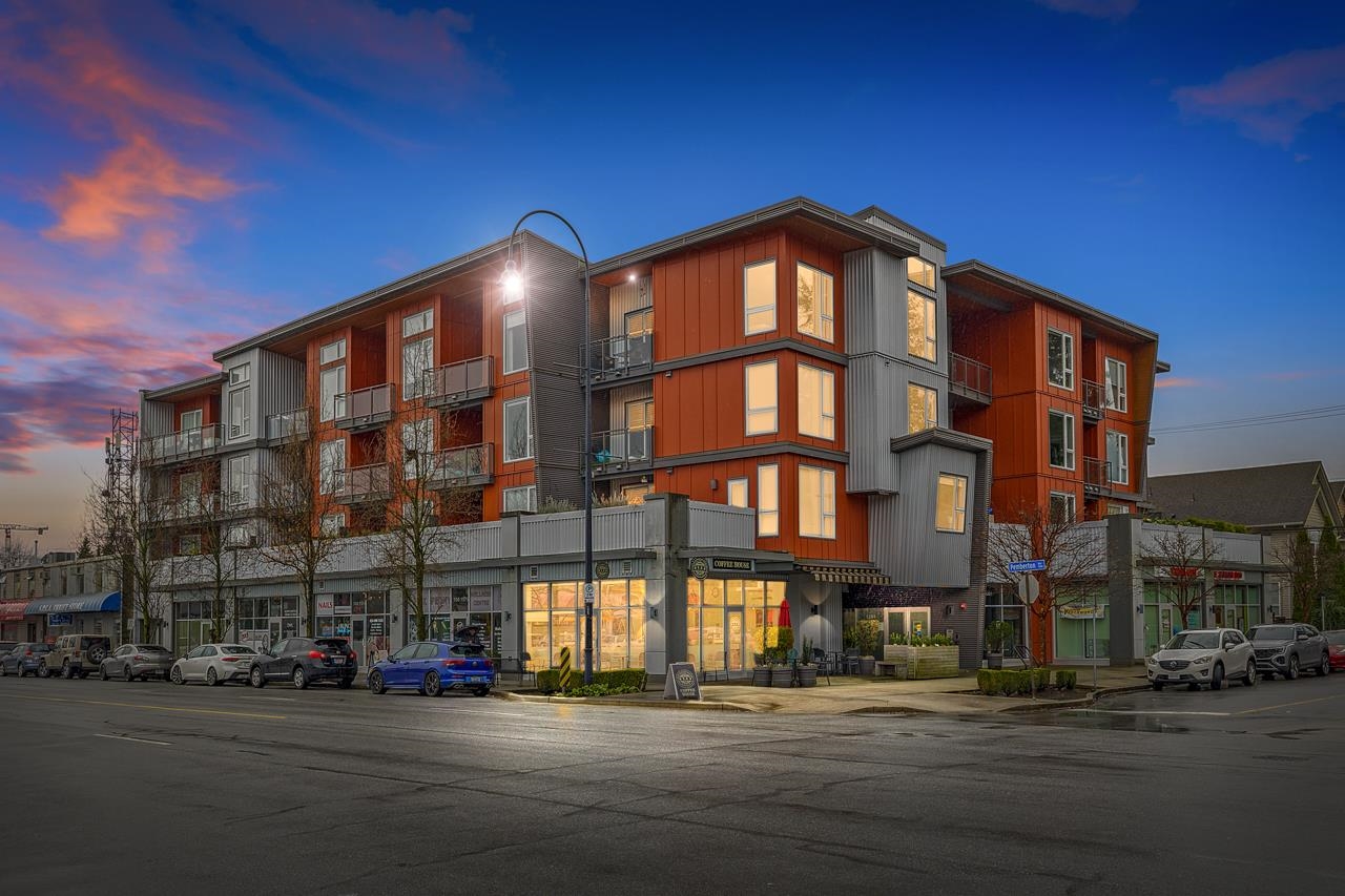 Listing image of 402 1201 W 16TH STREET