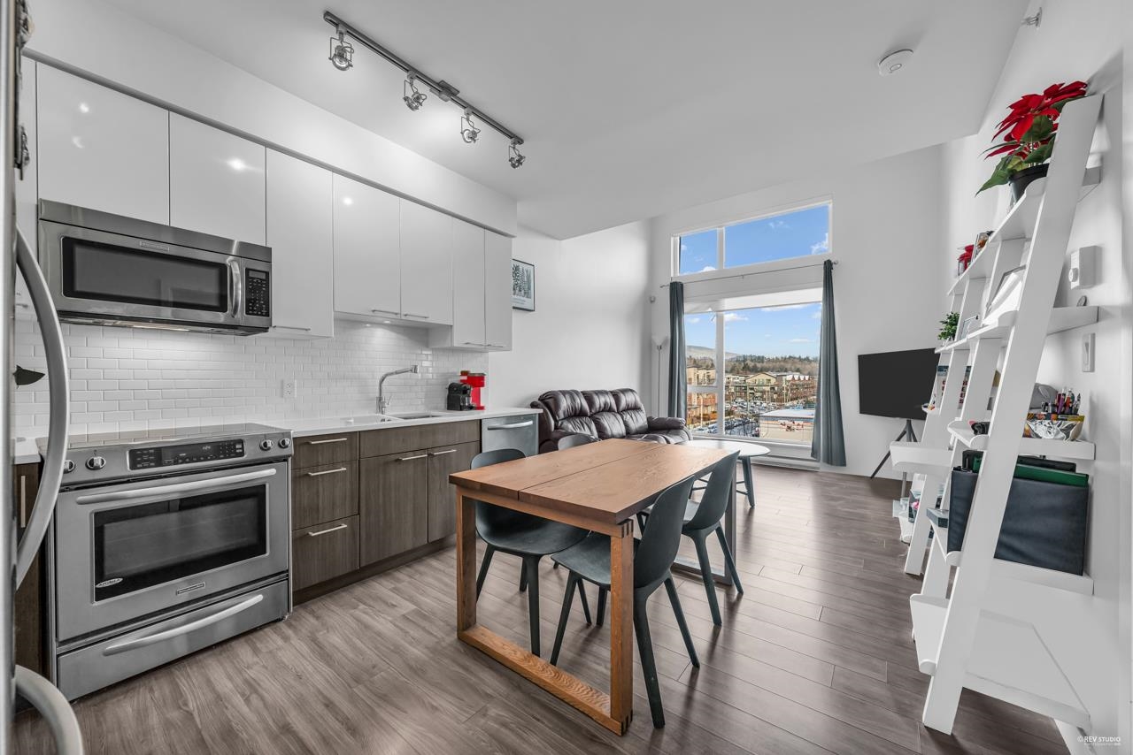 Listing image of 402 1201 W 16TH STREET