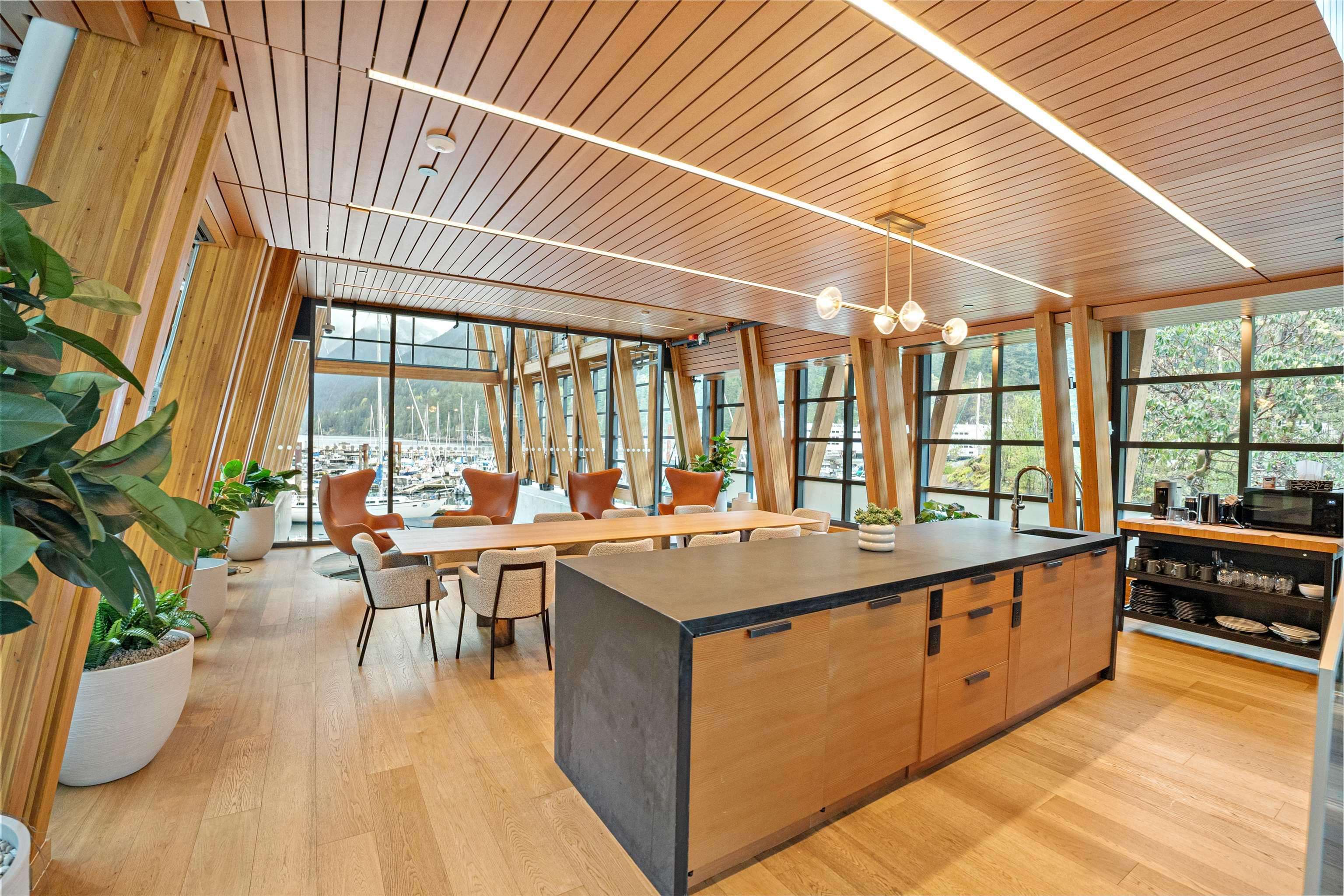 Listing image of 101 6699 NELSON AVENUE