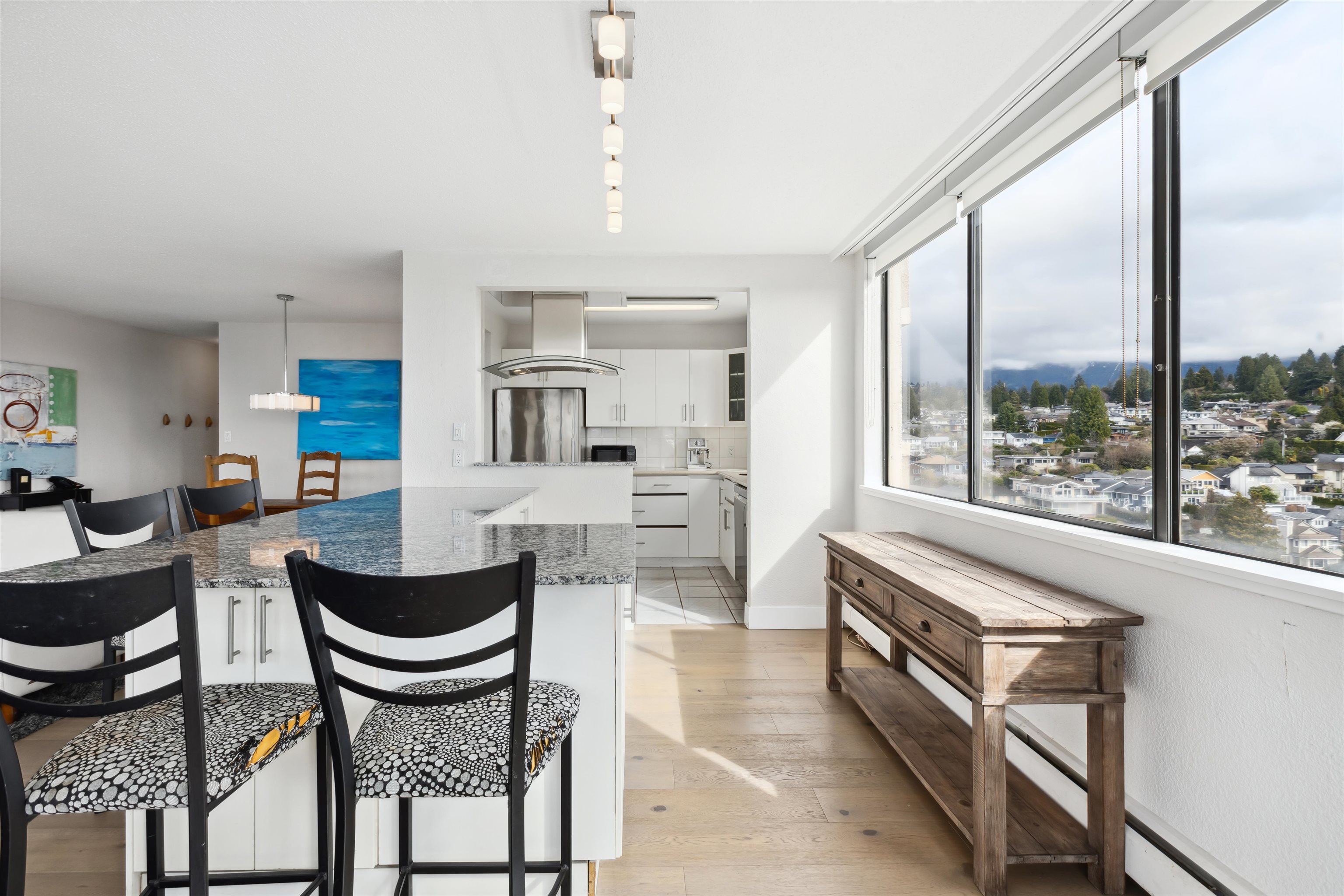 Listing image of 1101 555 13TH STREET