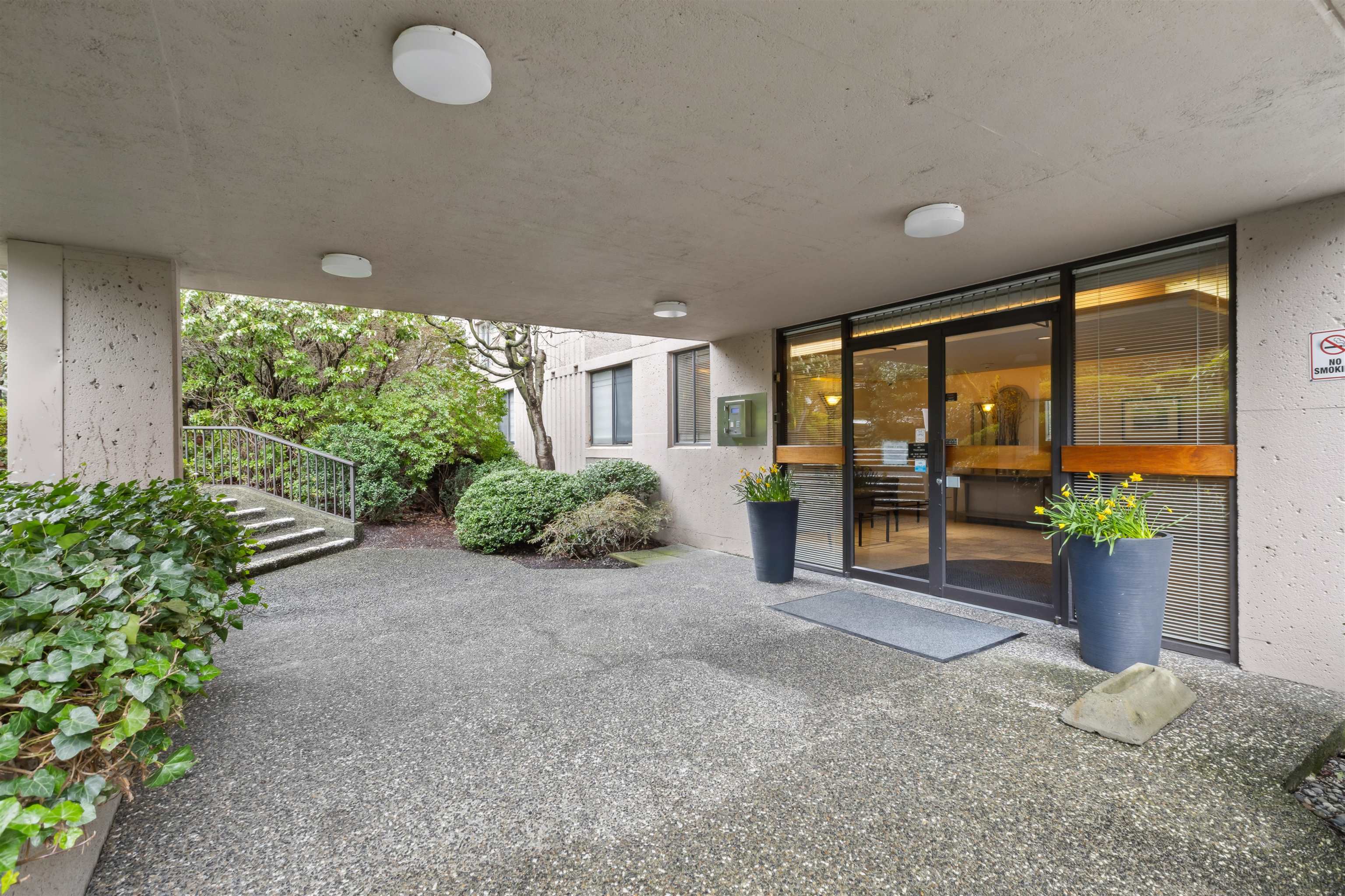 Listing image of 1101 555 13TH STREET
