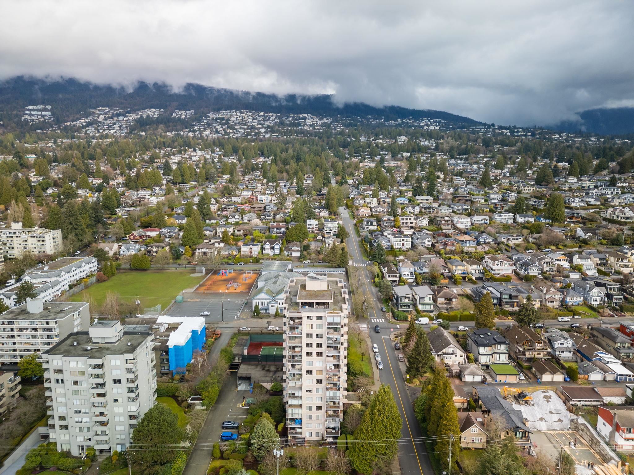 Listing image of 1101 555 13TH STREET