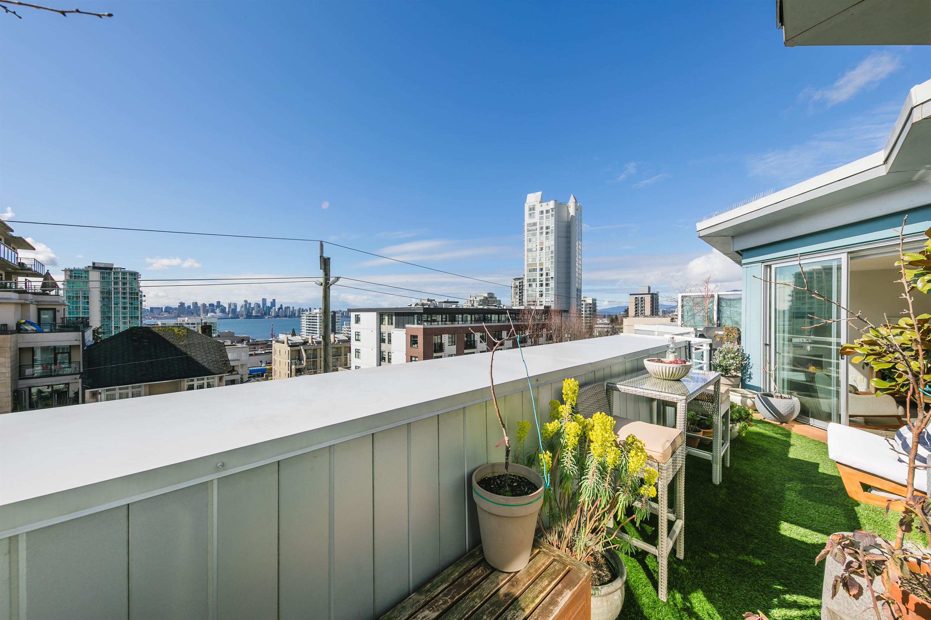 Listing image of 503 122 E 3RD STREET