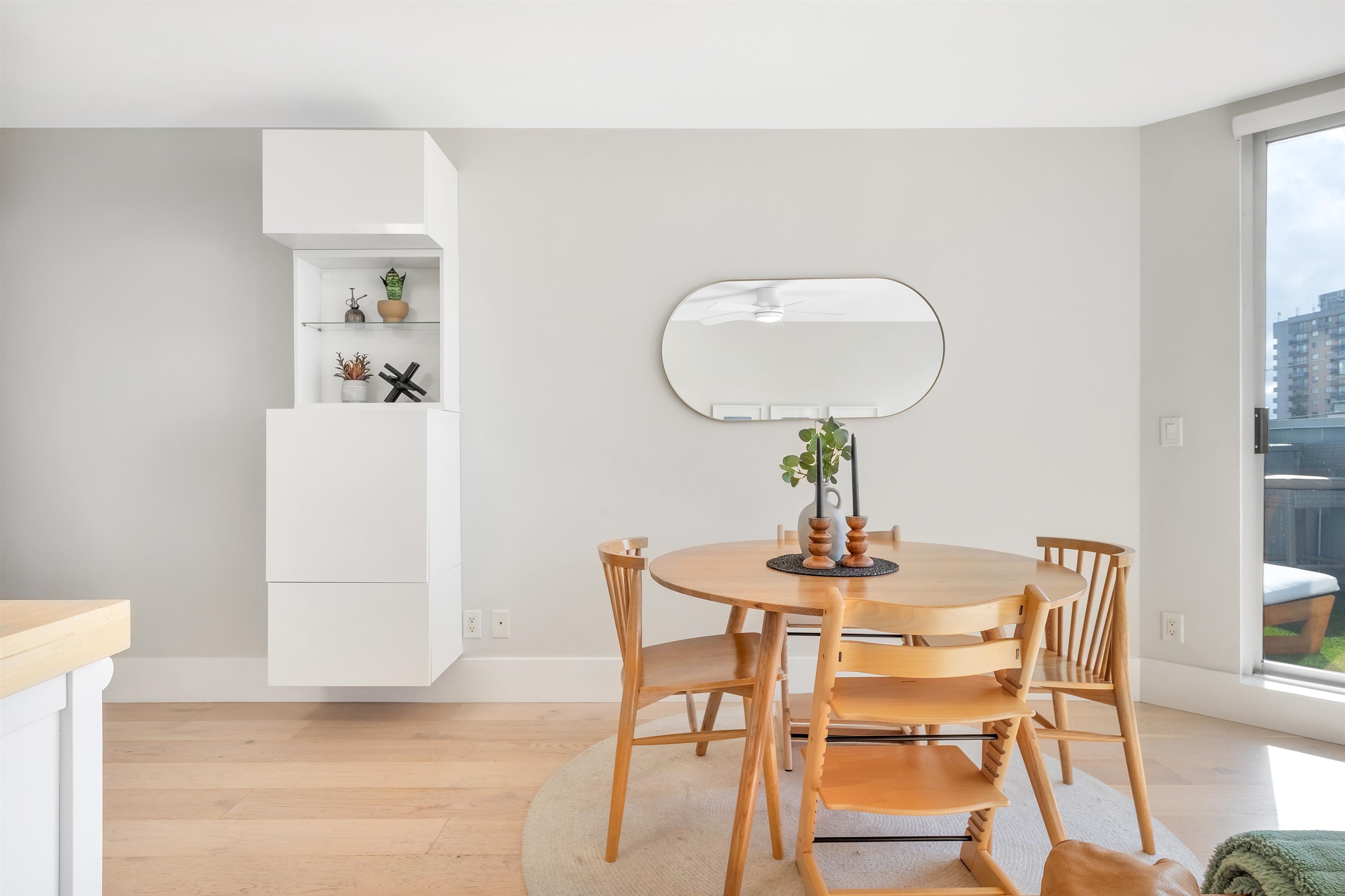 Listing image of 503 122 E 3RD STREET