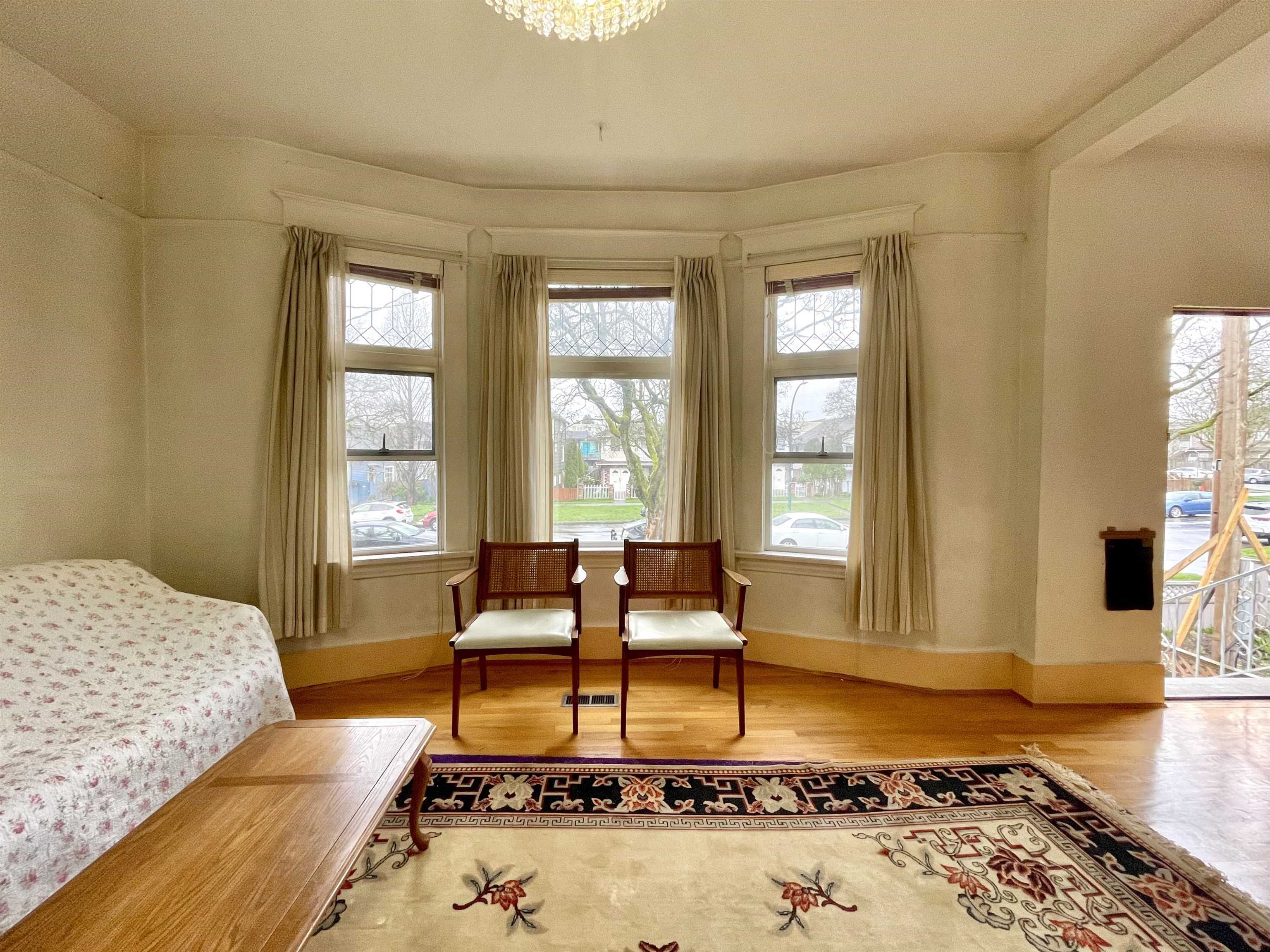Listing image of 2250 E PENDER STREET
