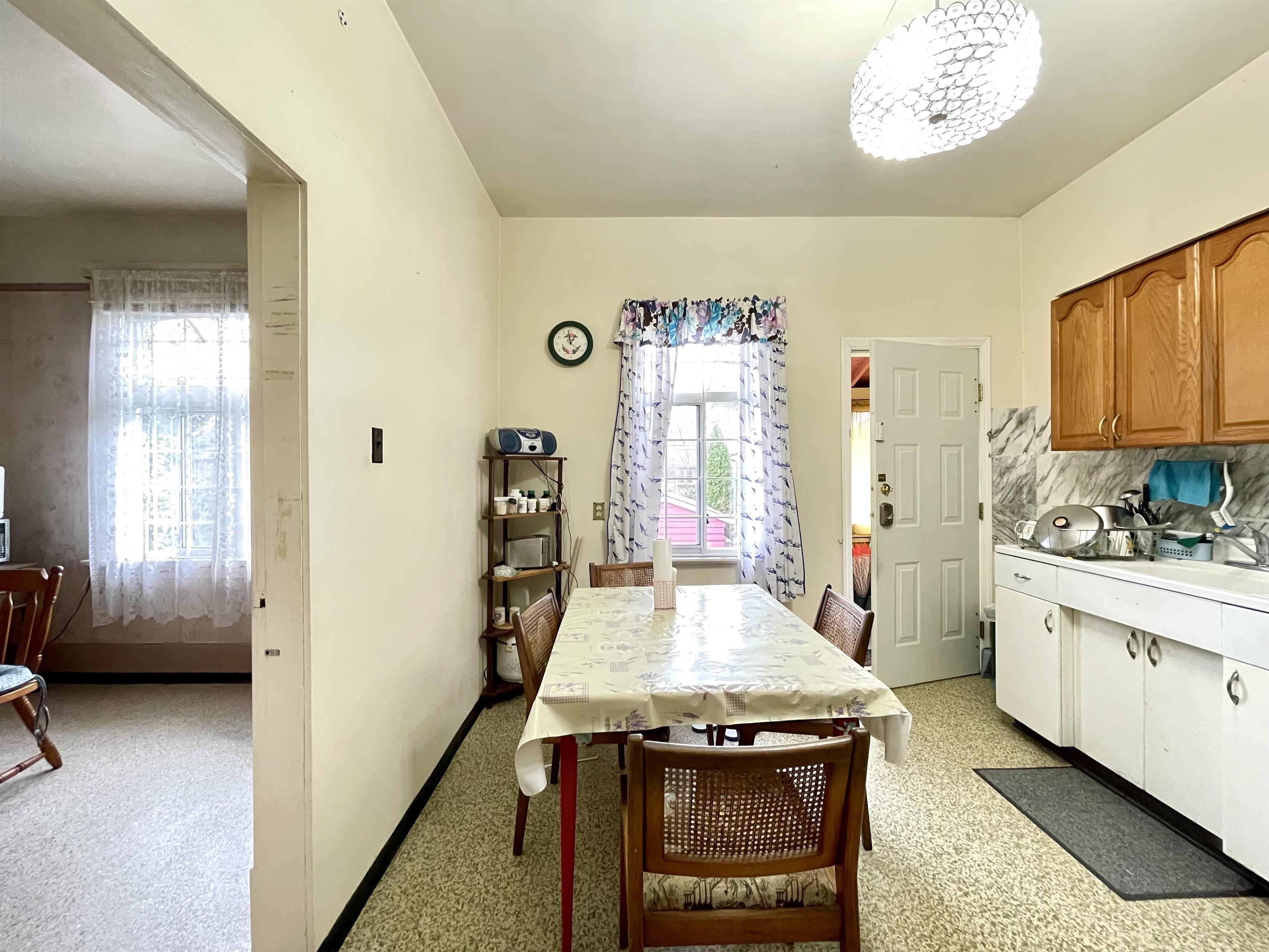 Listing image of 2250 E PENDER STREET