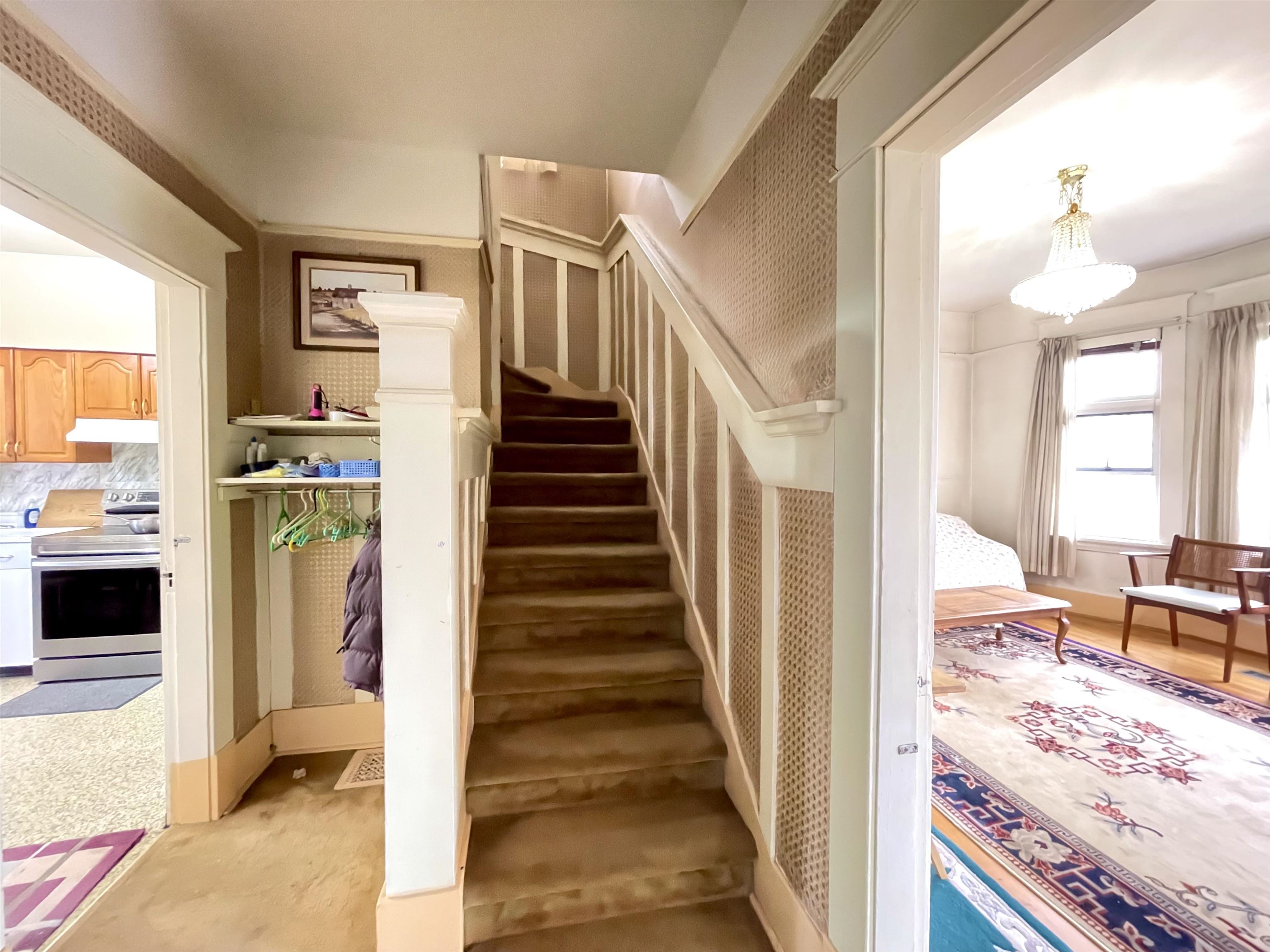 Listing image of 2250 E PENDER STREET