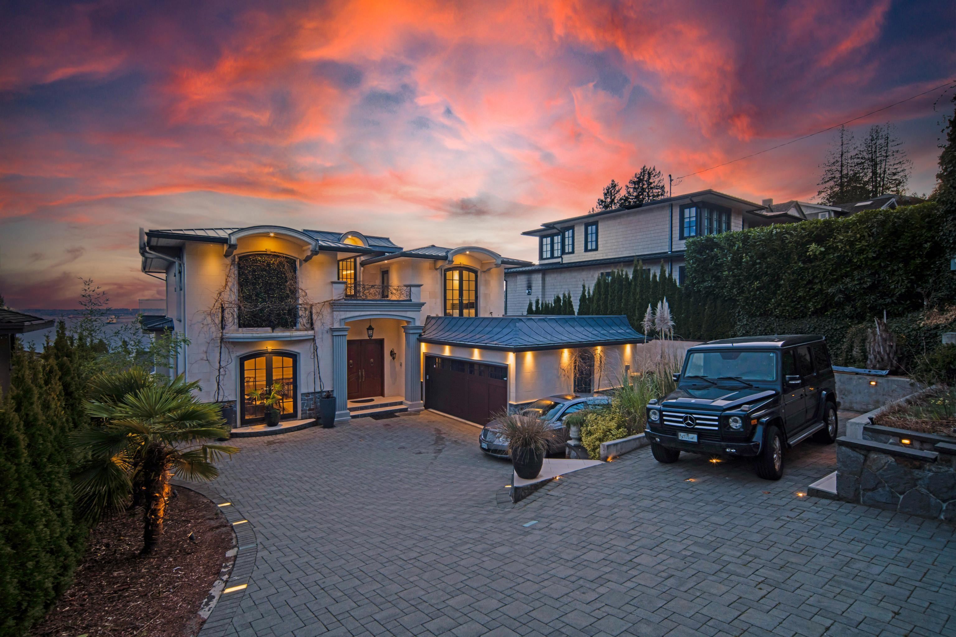 Listing image of 2538 OTTAWA STREET