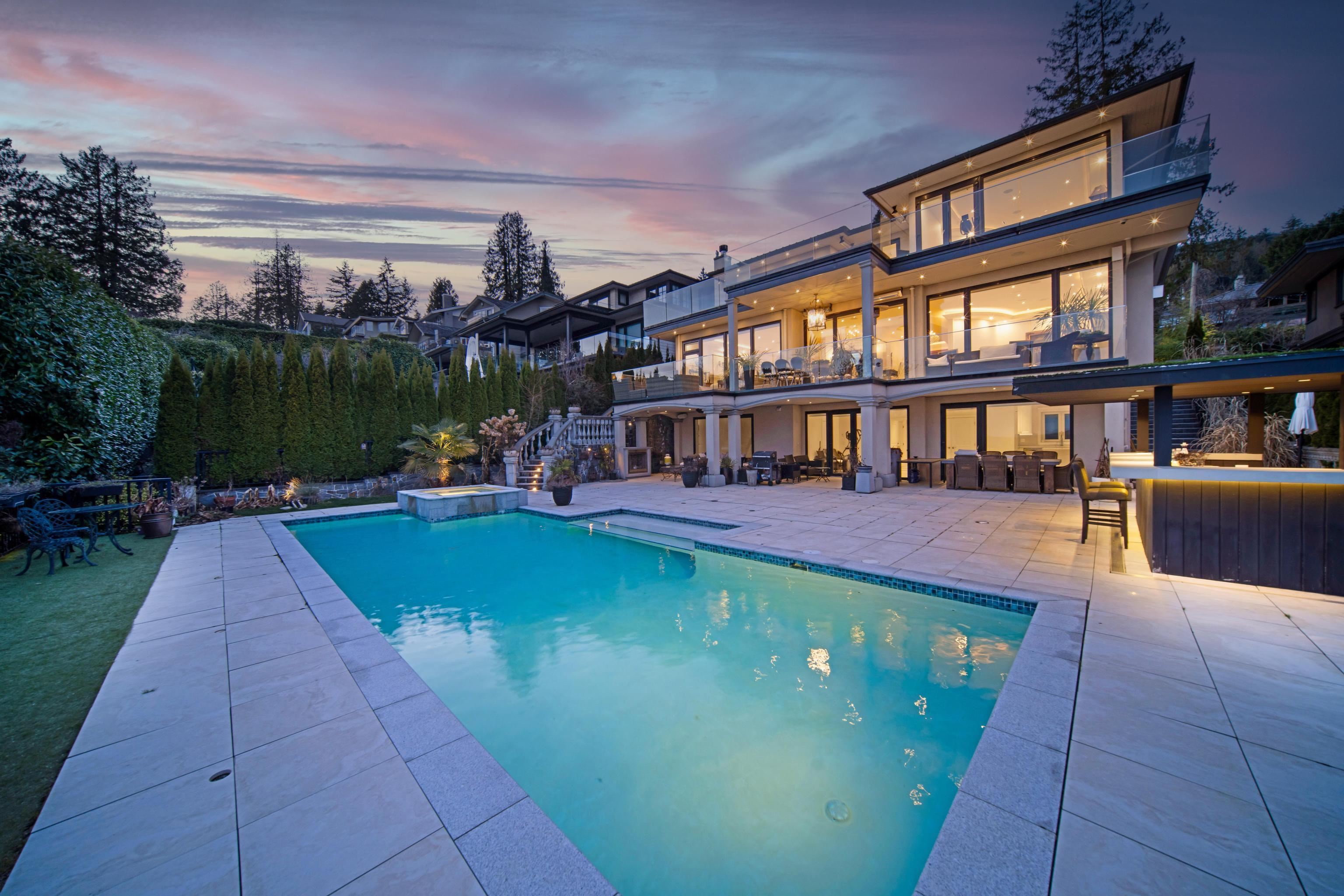 Listing image of 2538 OTTAWA STREET