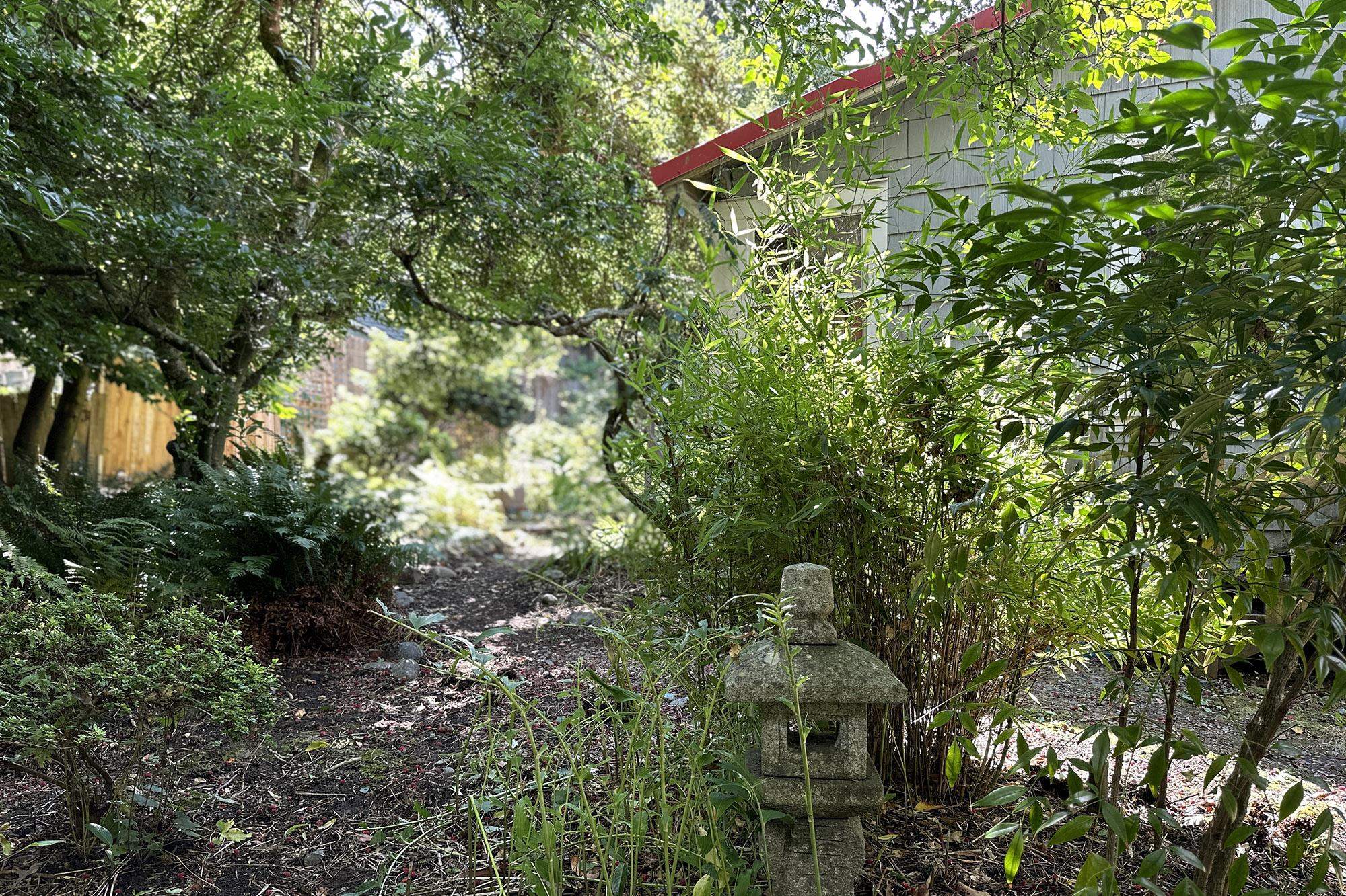 Listing image of 1046 MILLER ROAD