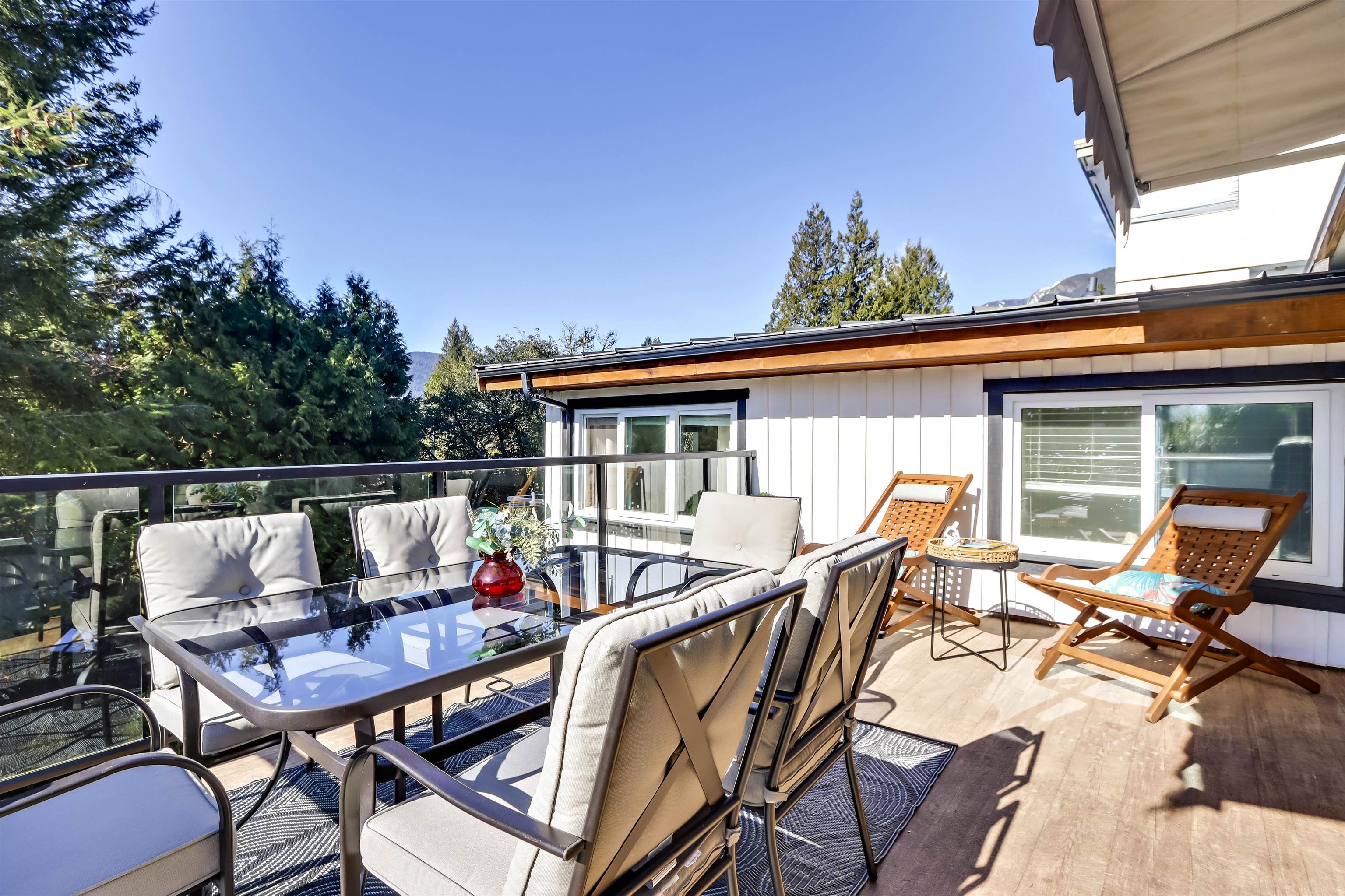 Listing image of 4555 RANGER AVENUE