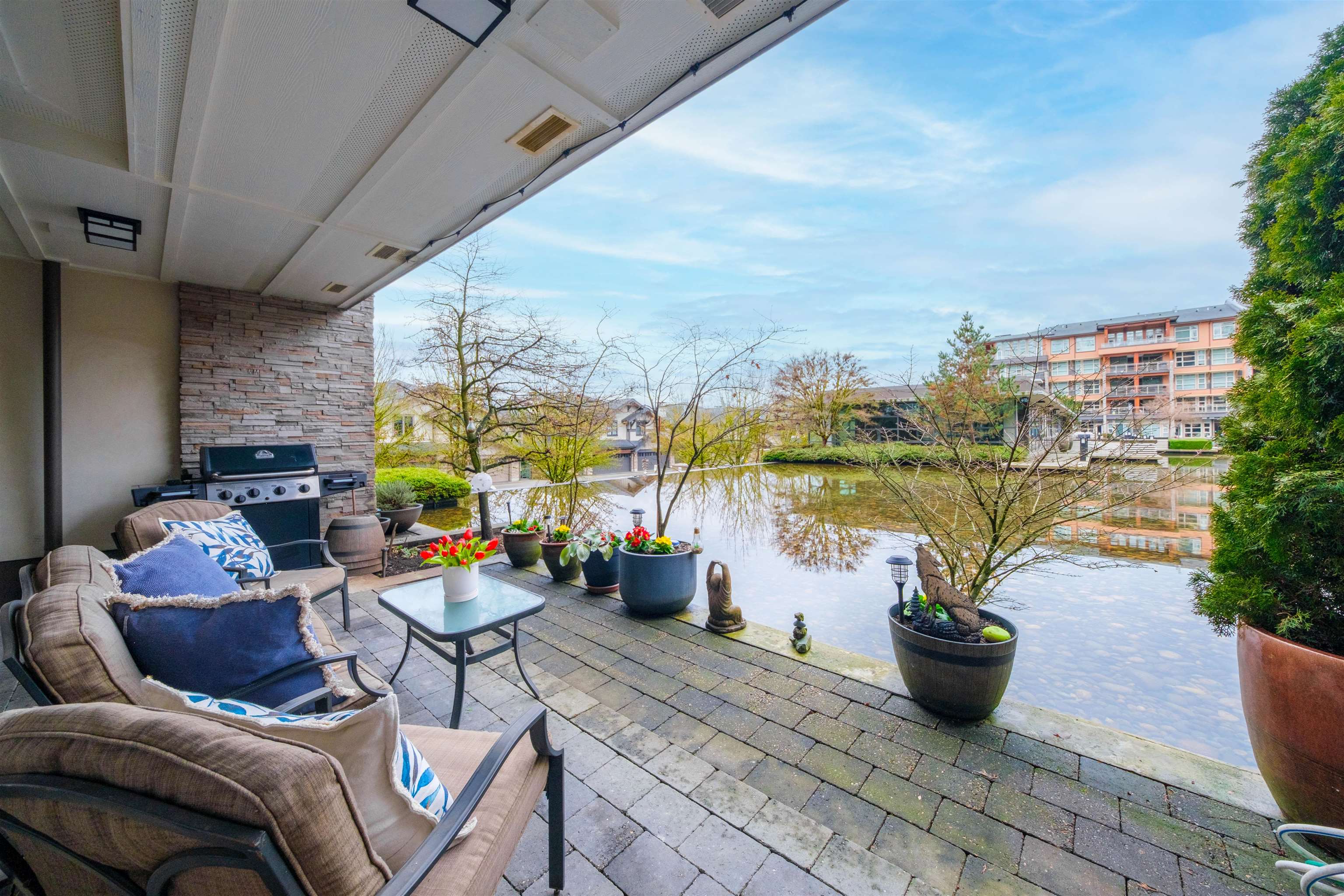Listing image of 115 3606 ALDERCREST DRIVE