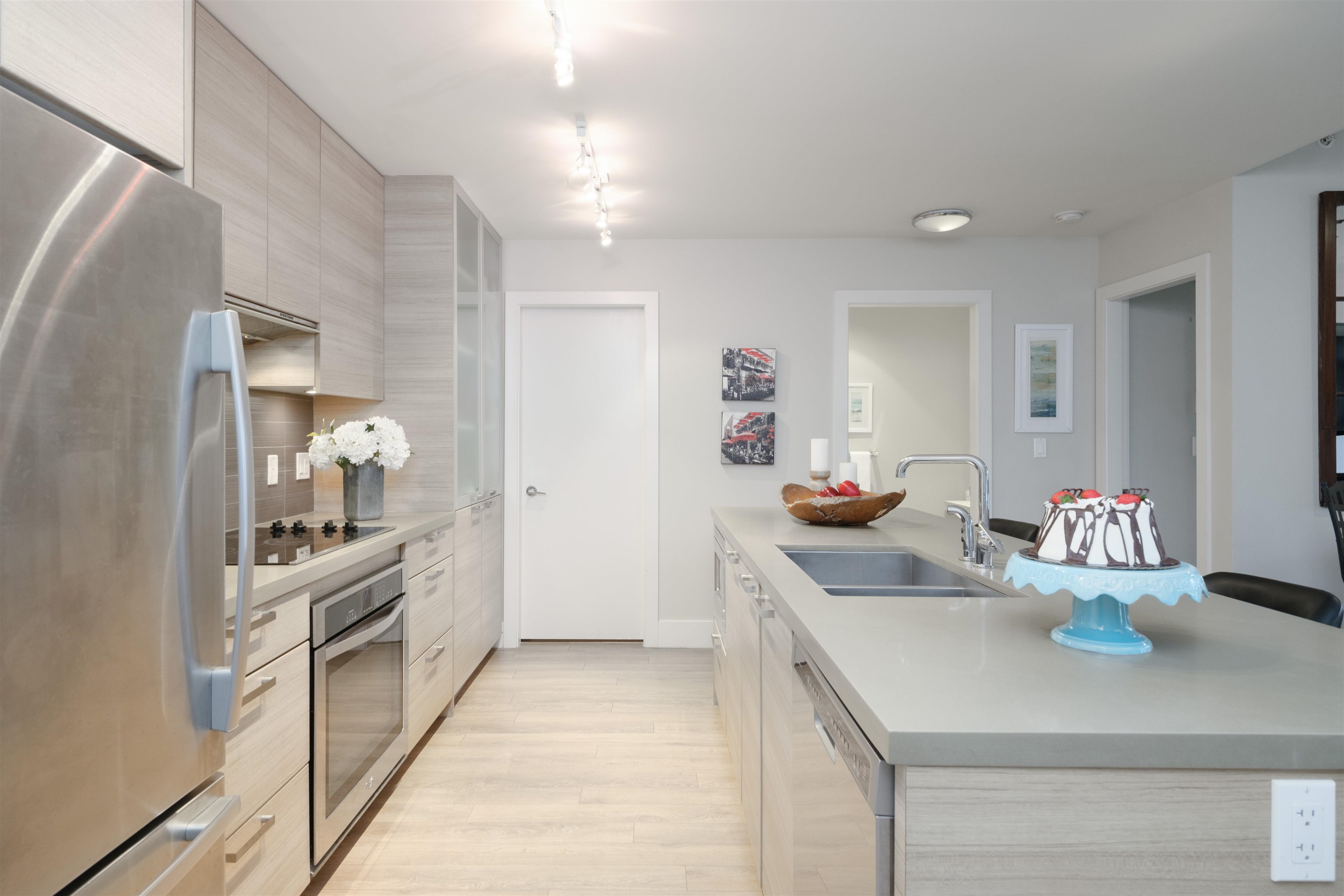 Listing image of 115 3606 ALDERCREST DRIVE