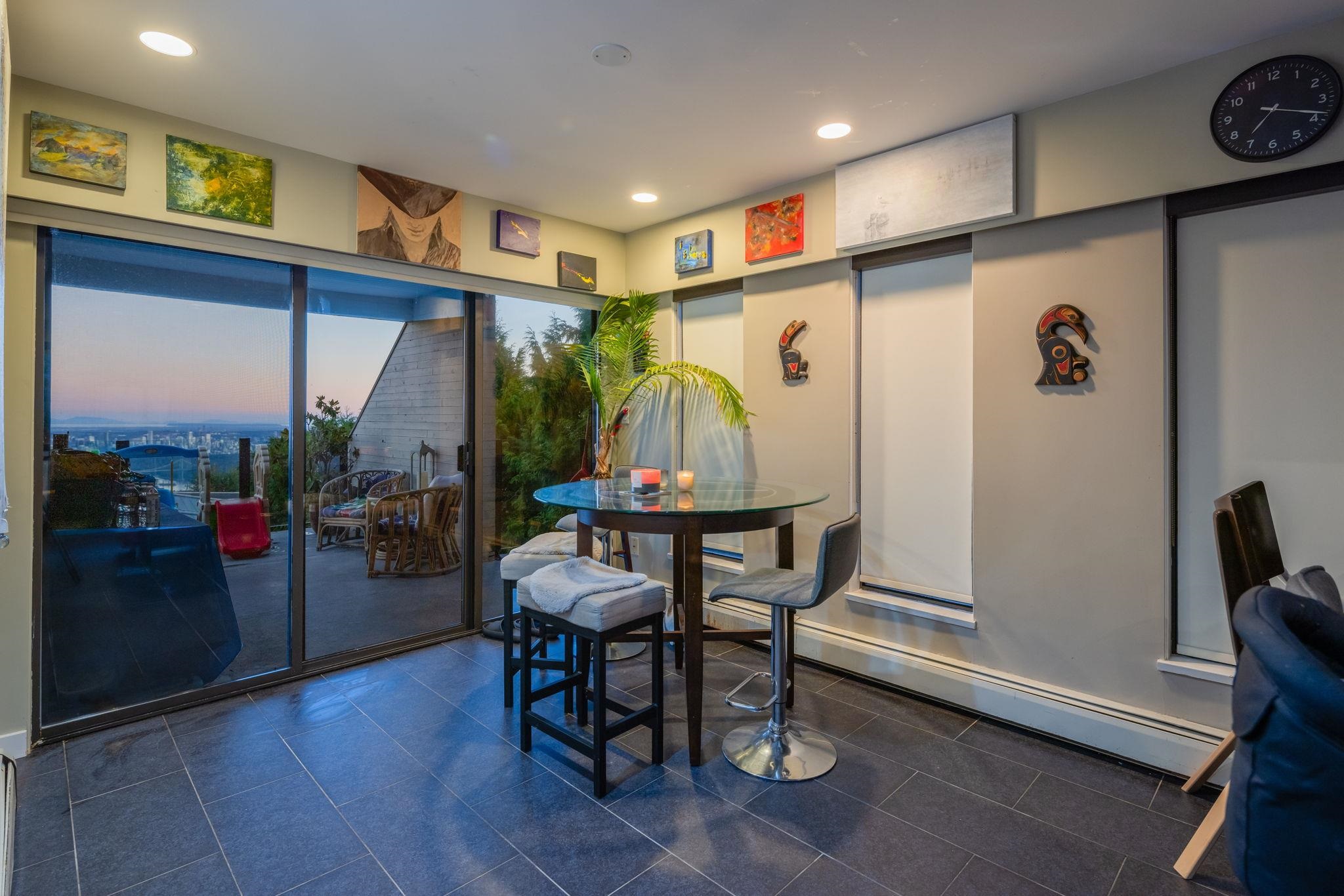 Listing image of 1591 CHARTWELL DRIVE