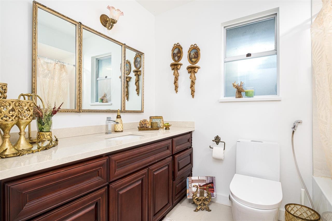 Listing image of 6780 MARINE DRIVE