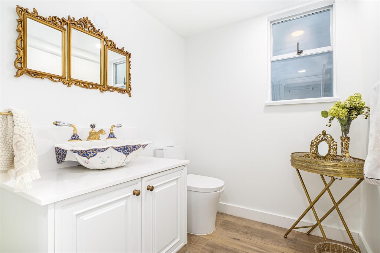 Listing image of 6780 MARINE DRIVE