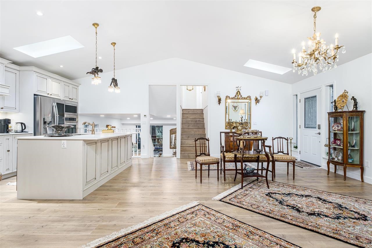 Listing image of 6780 MARINE DRIVE