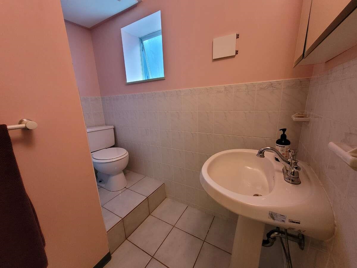 Listing image of 1756 GARDEN AVENUE