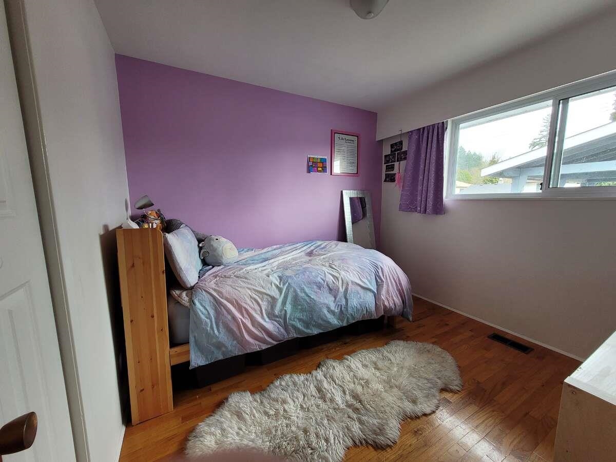 Listing image of 1756 GARDEN AVENUE