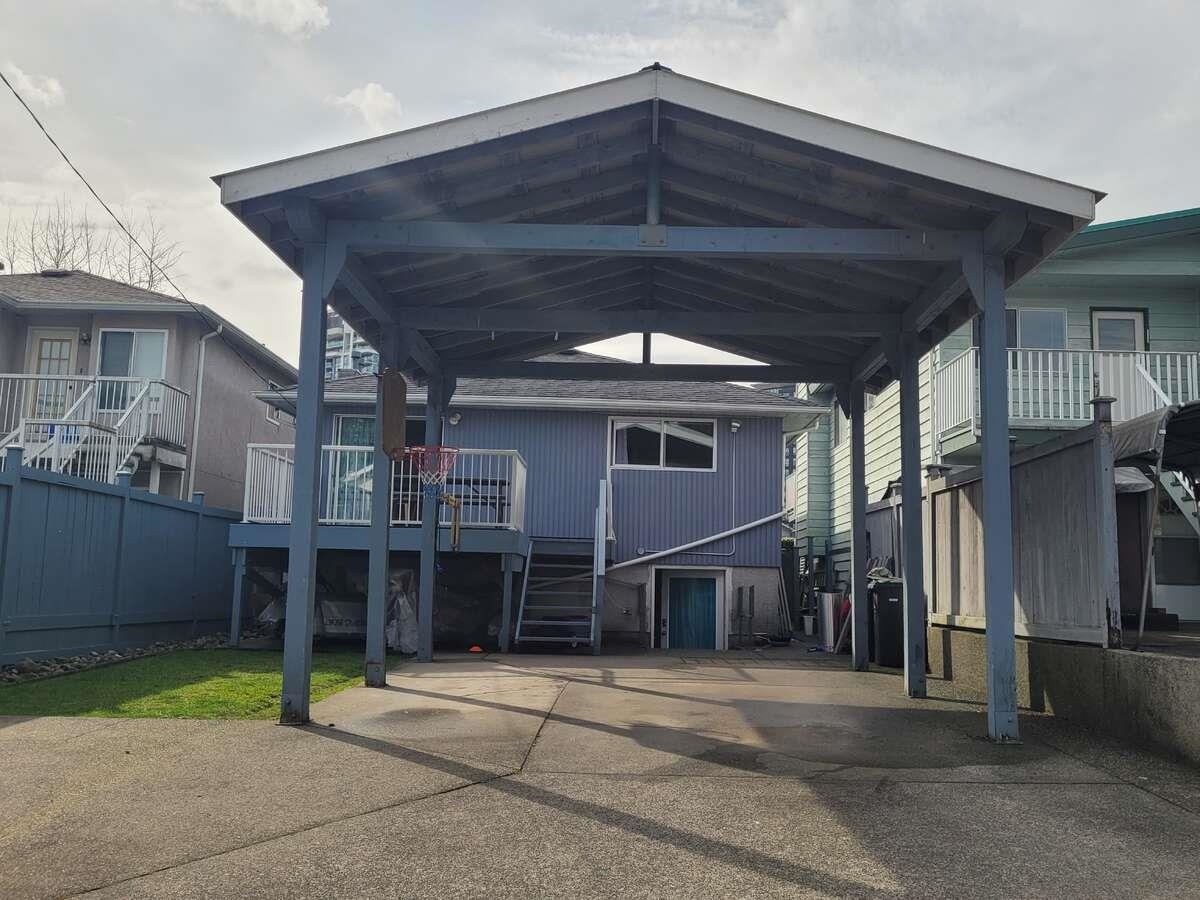 Listing image of 1756 GARDEN AVENUE