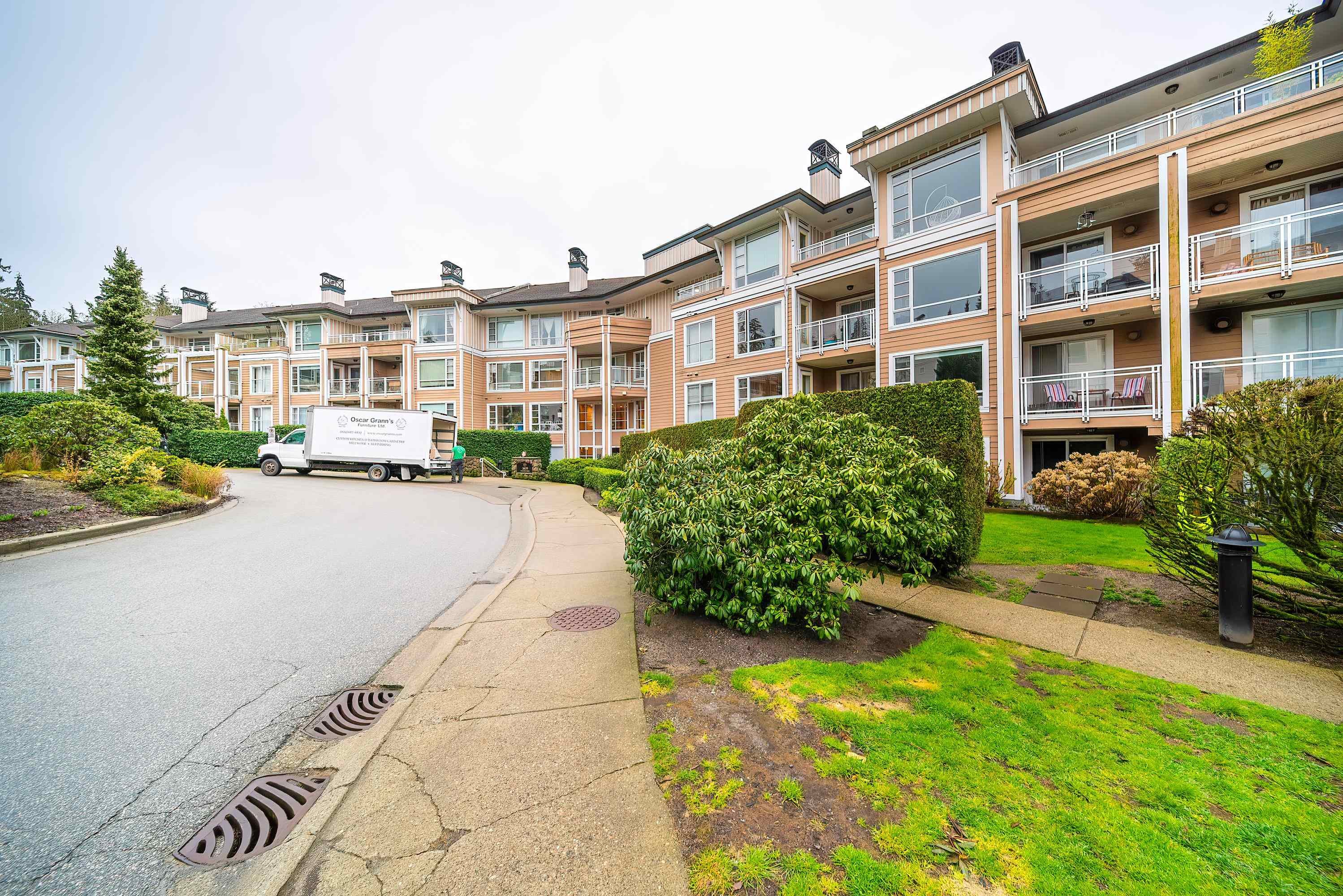 Listing image of 210 3629 DEERCREST DRIVE