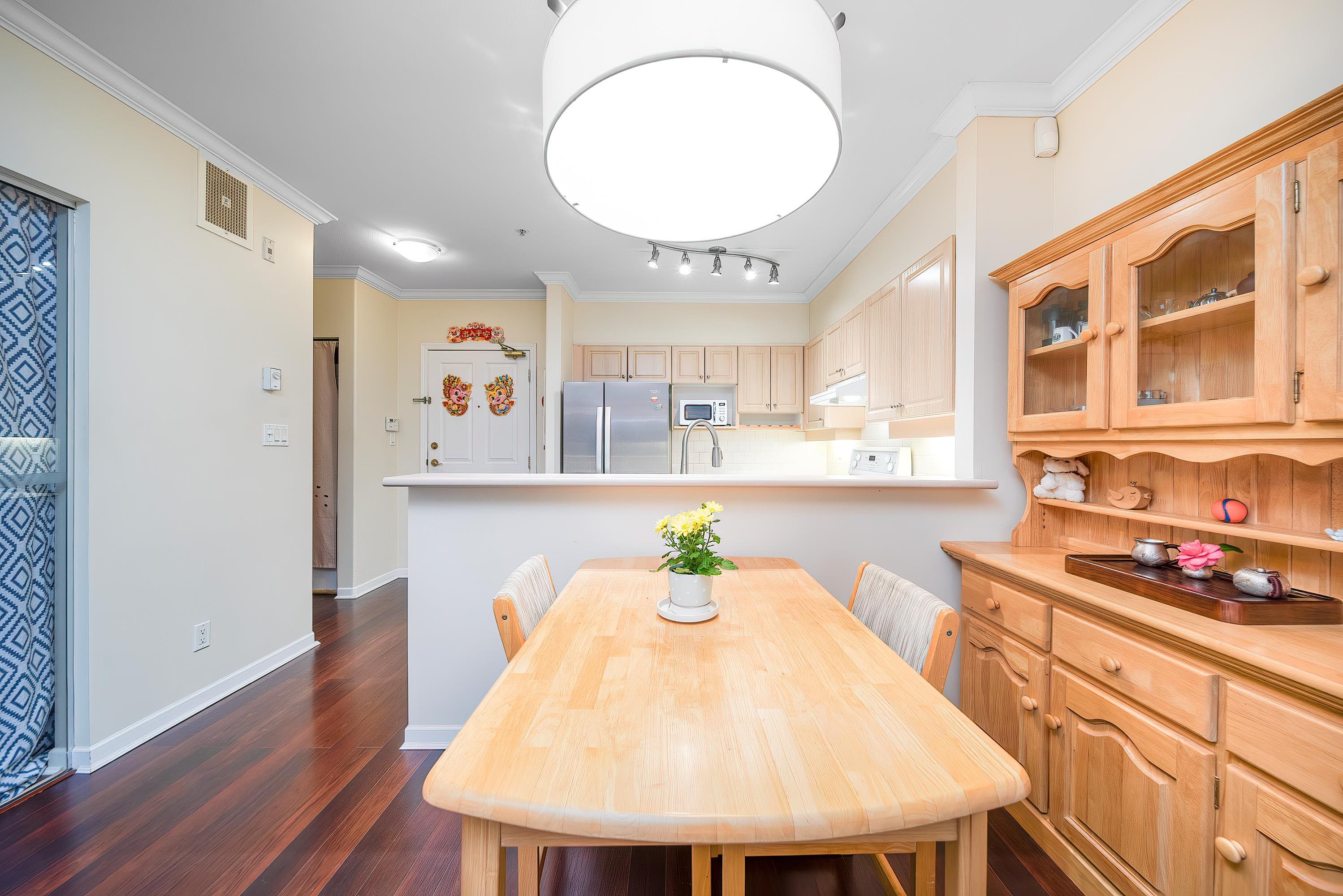 Listing image of 210 3629 DEERCREST DRIVE