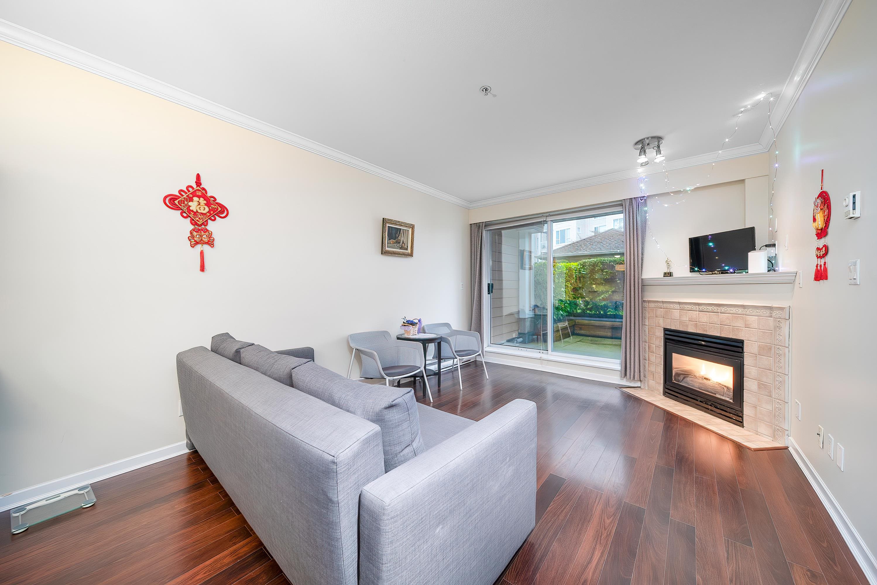 Listing image of 210 3629 DEERCREST DRIVE