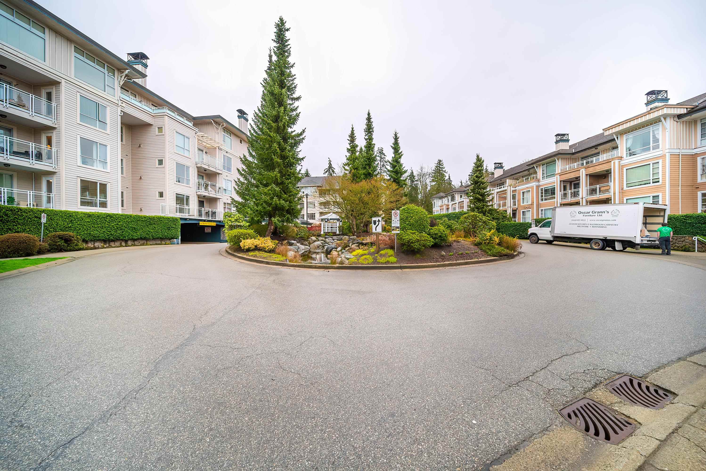 Listing image of 210 3629 DEERCREST DRIVE