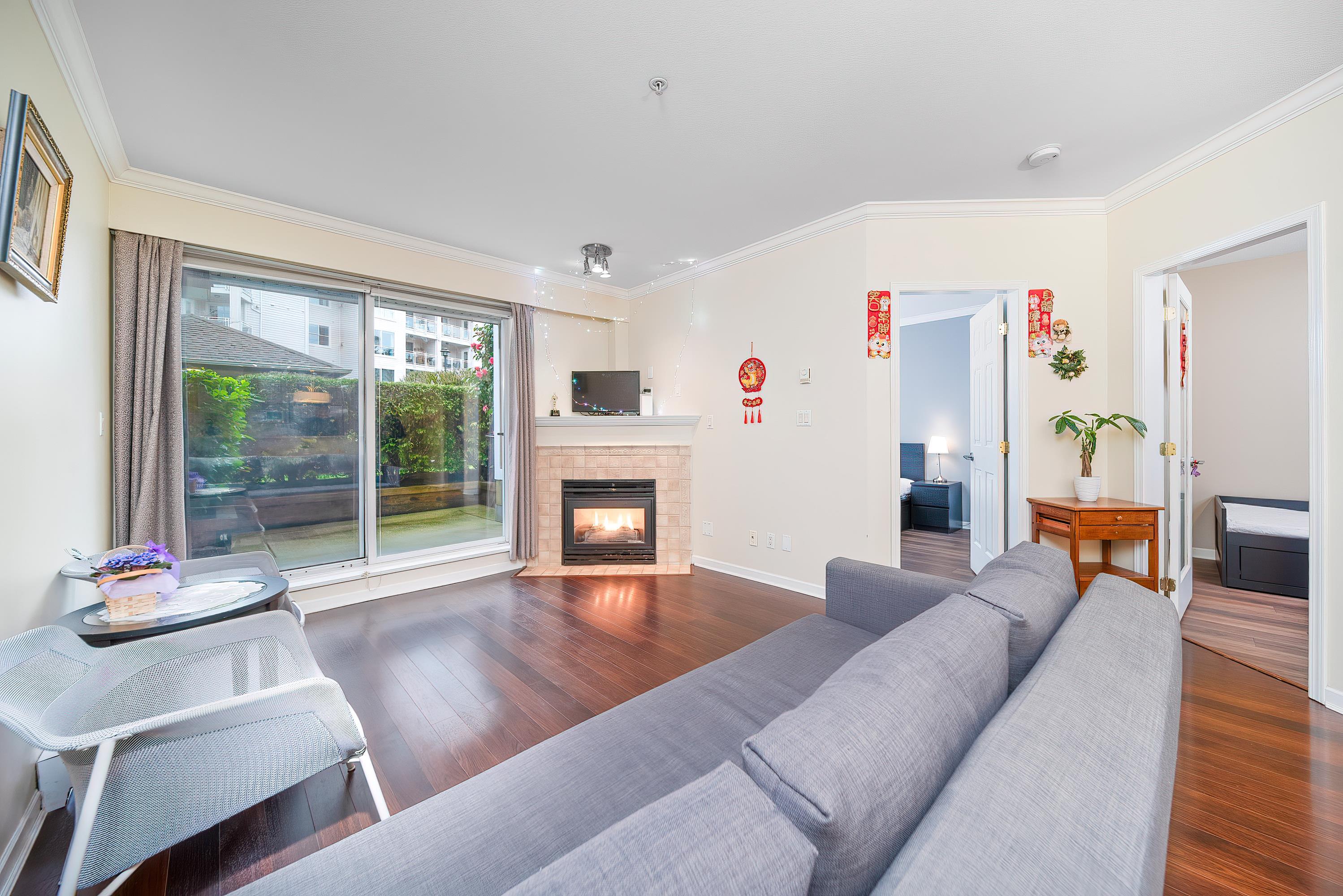 Listing image of 210 3629 DEERCREST DRIVE